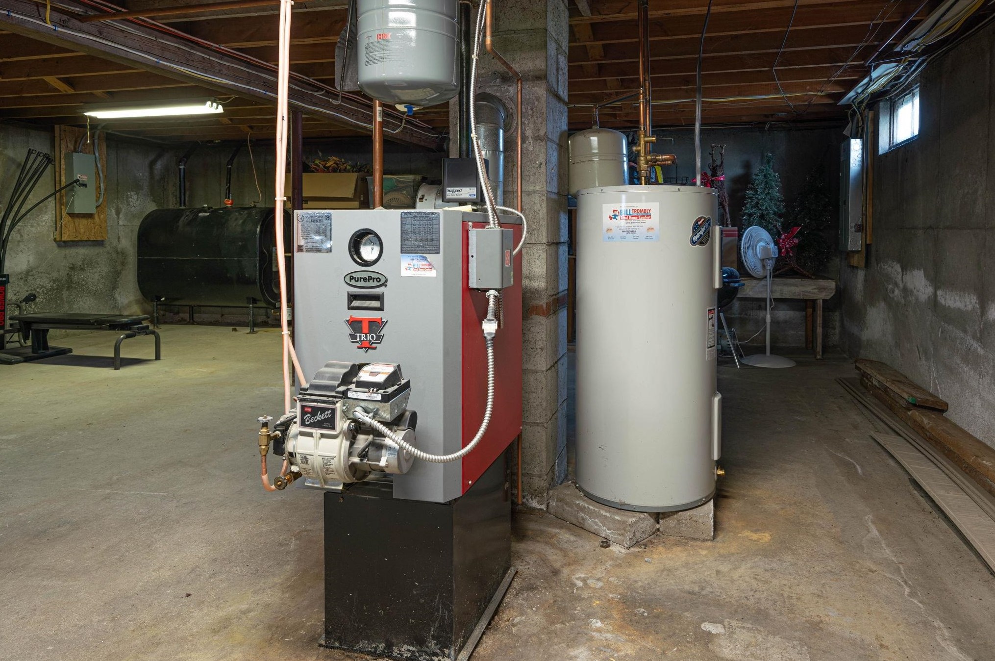 461 Varney St, Manchester NH  03102-4109 exterior