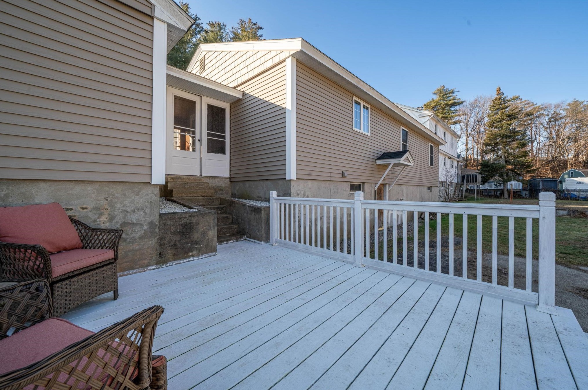 461 Varney St, Manchester NH  03102-4109 exterior