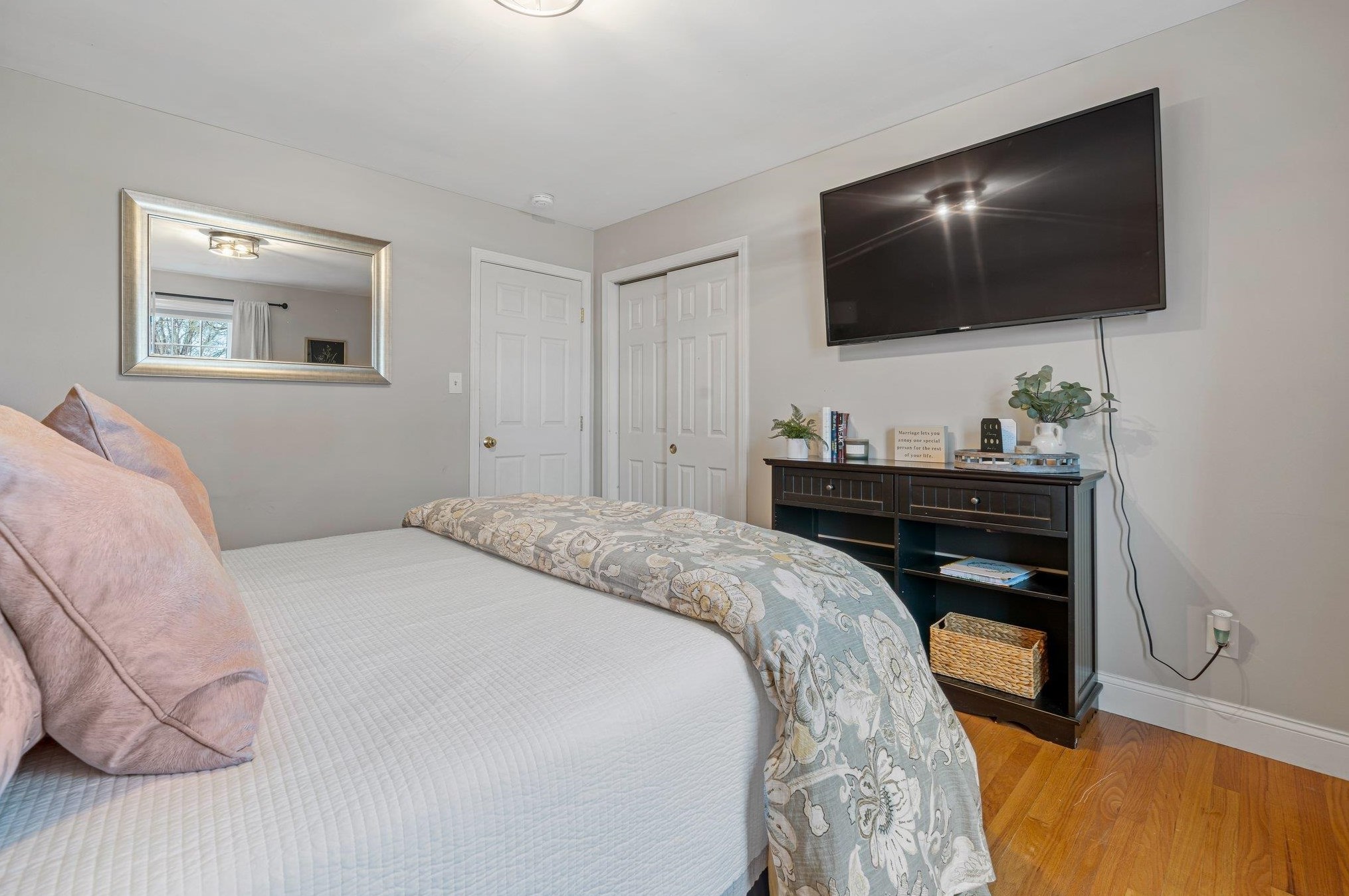 461 Varney St, Manchester NH  03102-4109 exterior