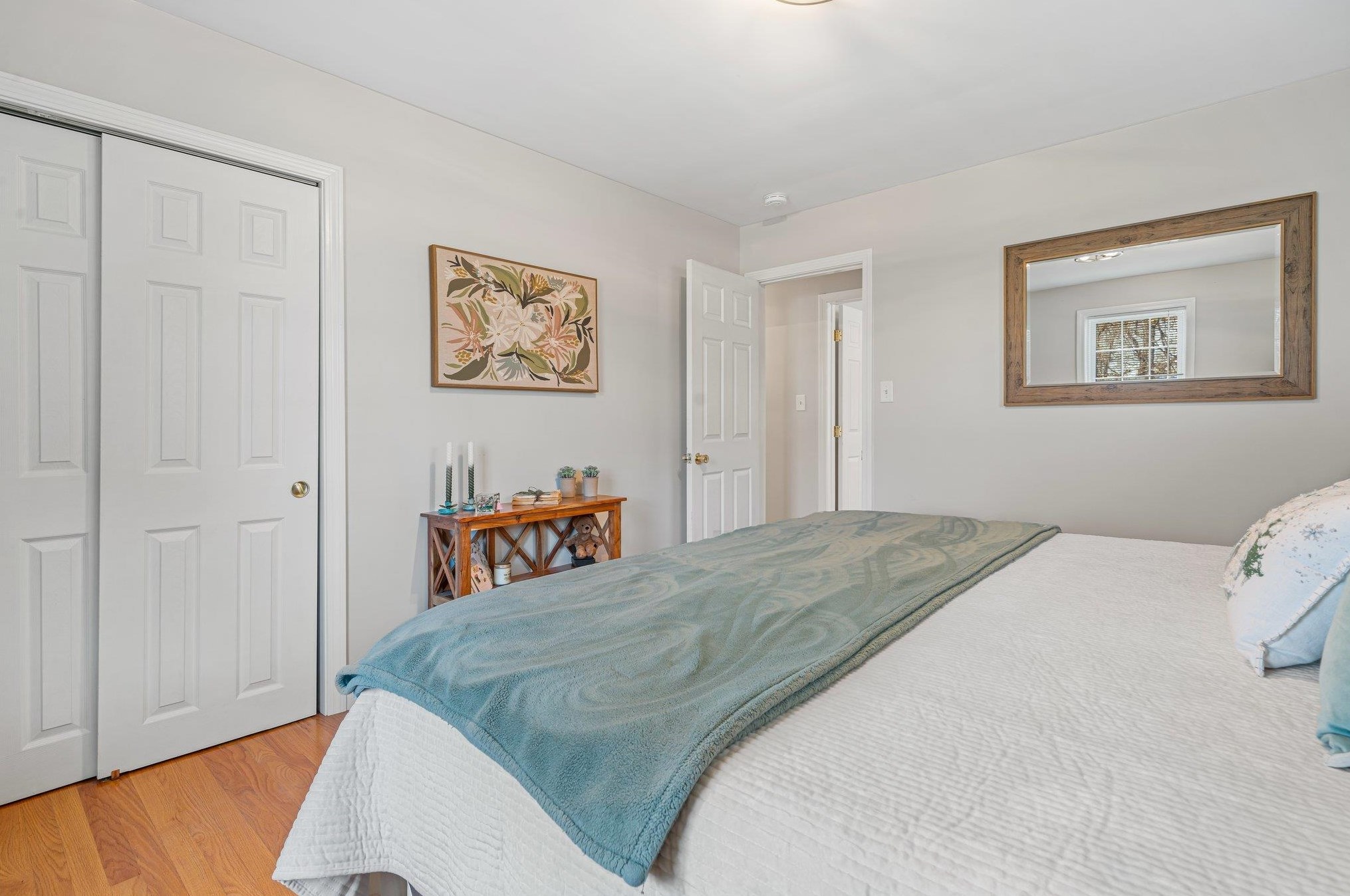 461 Varney St, Manchester NH  03102-4109 exterior