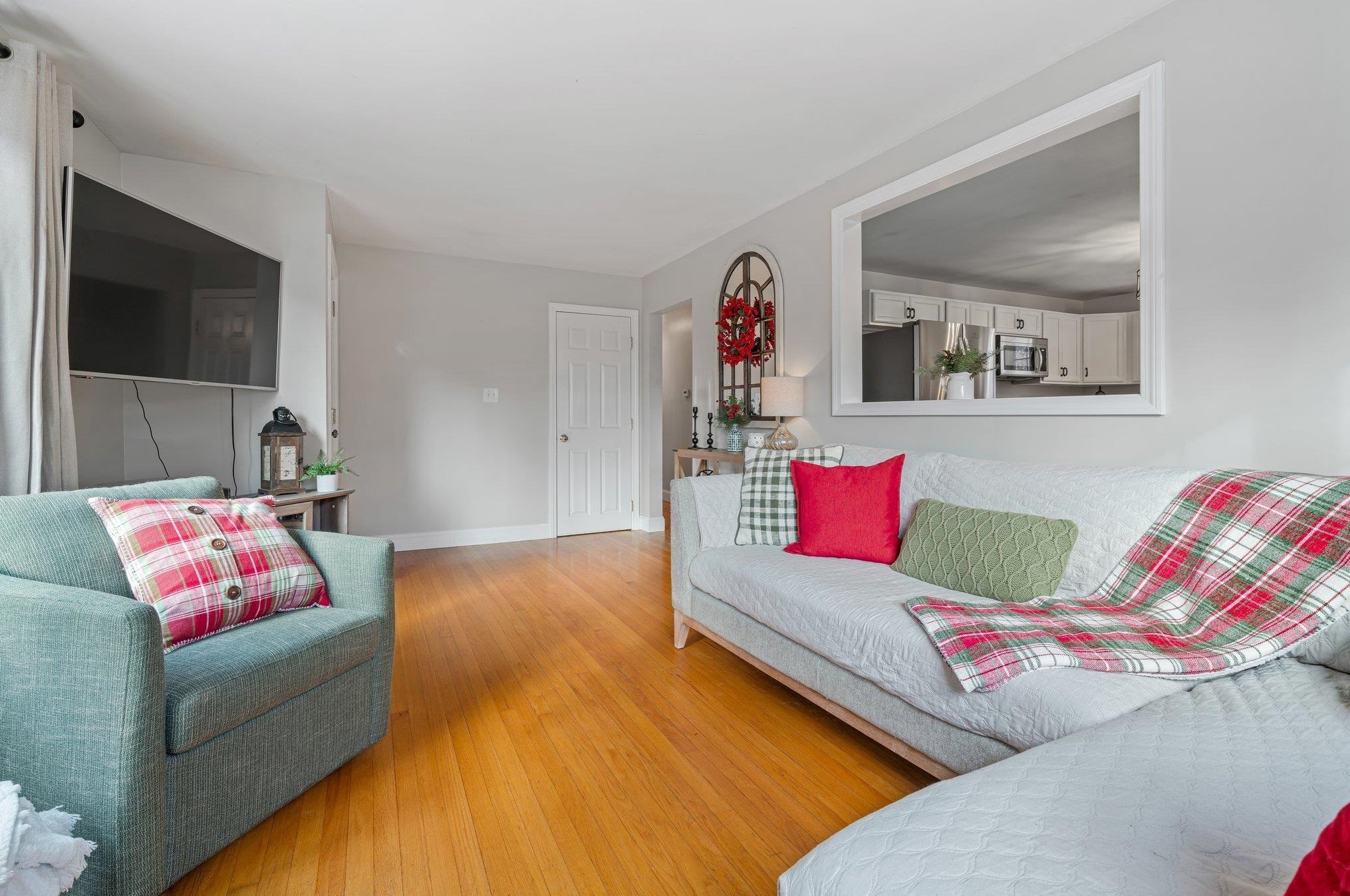 461 Varney St, Manchester NH  03102-4109 exterior