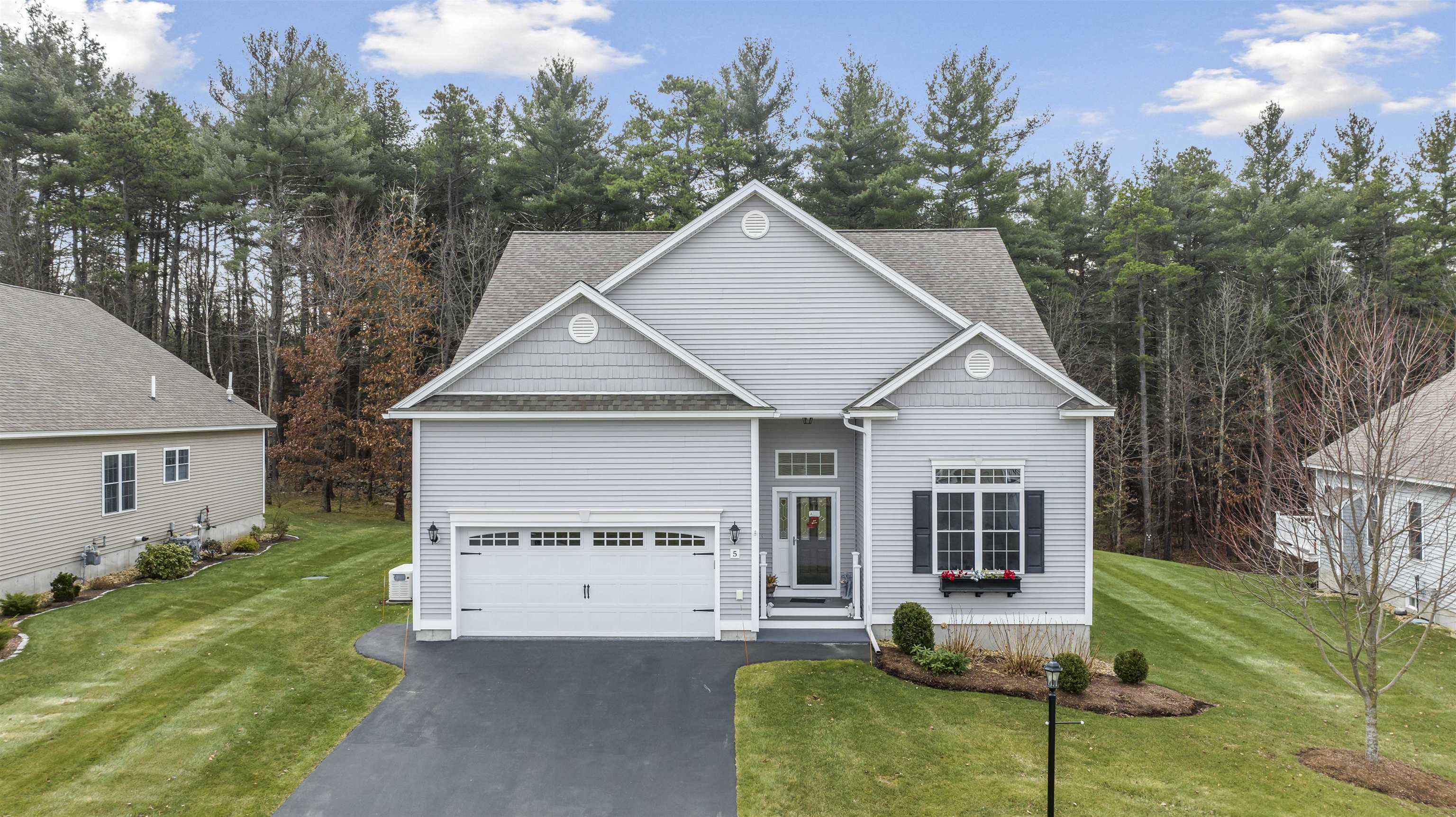 5 Pepper Hill Rd, Londonderry, NH 03053 MLS 4981695 Coldwell Banker