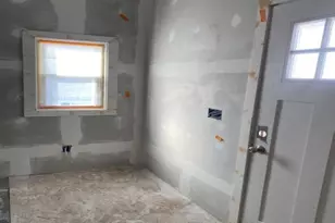 101 Maple St, Berlin, NH 03570 - Photo 17