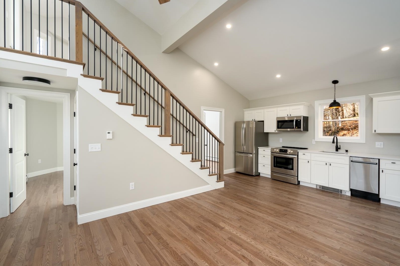 145 4th St, Dover NH  03820-2938 exterior