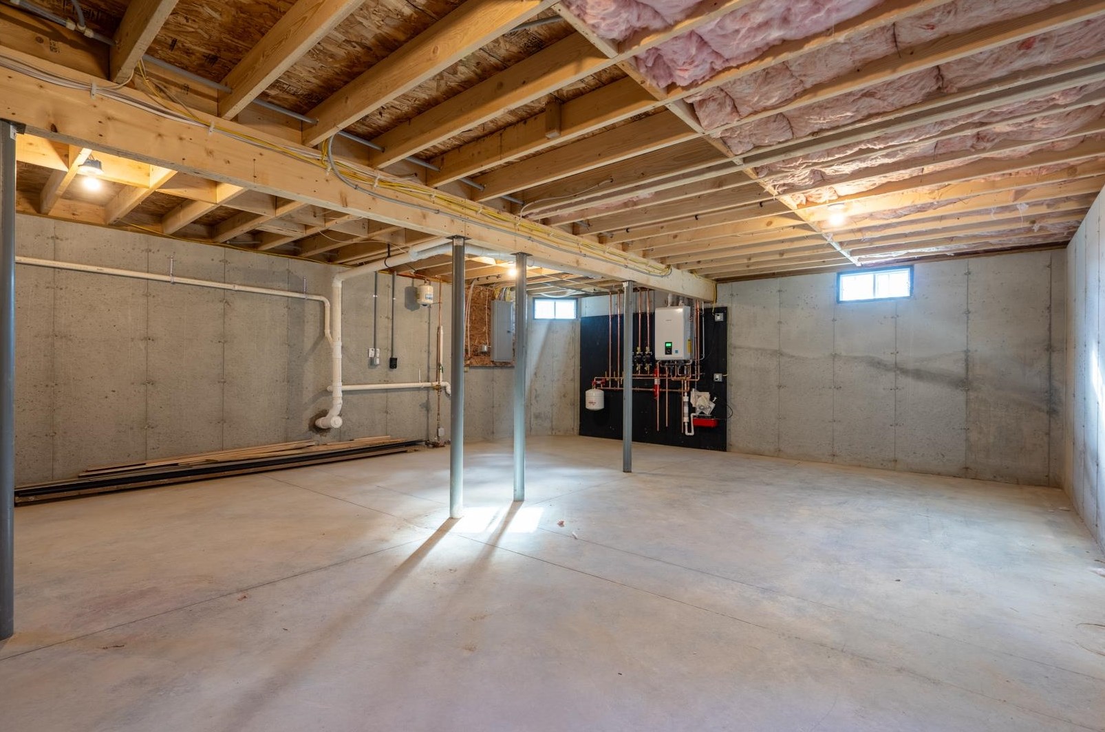 145 4 St, Dover NH 03820-2900 exterior