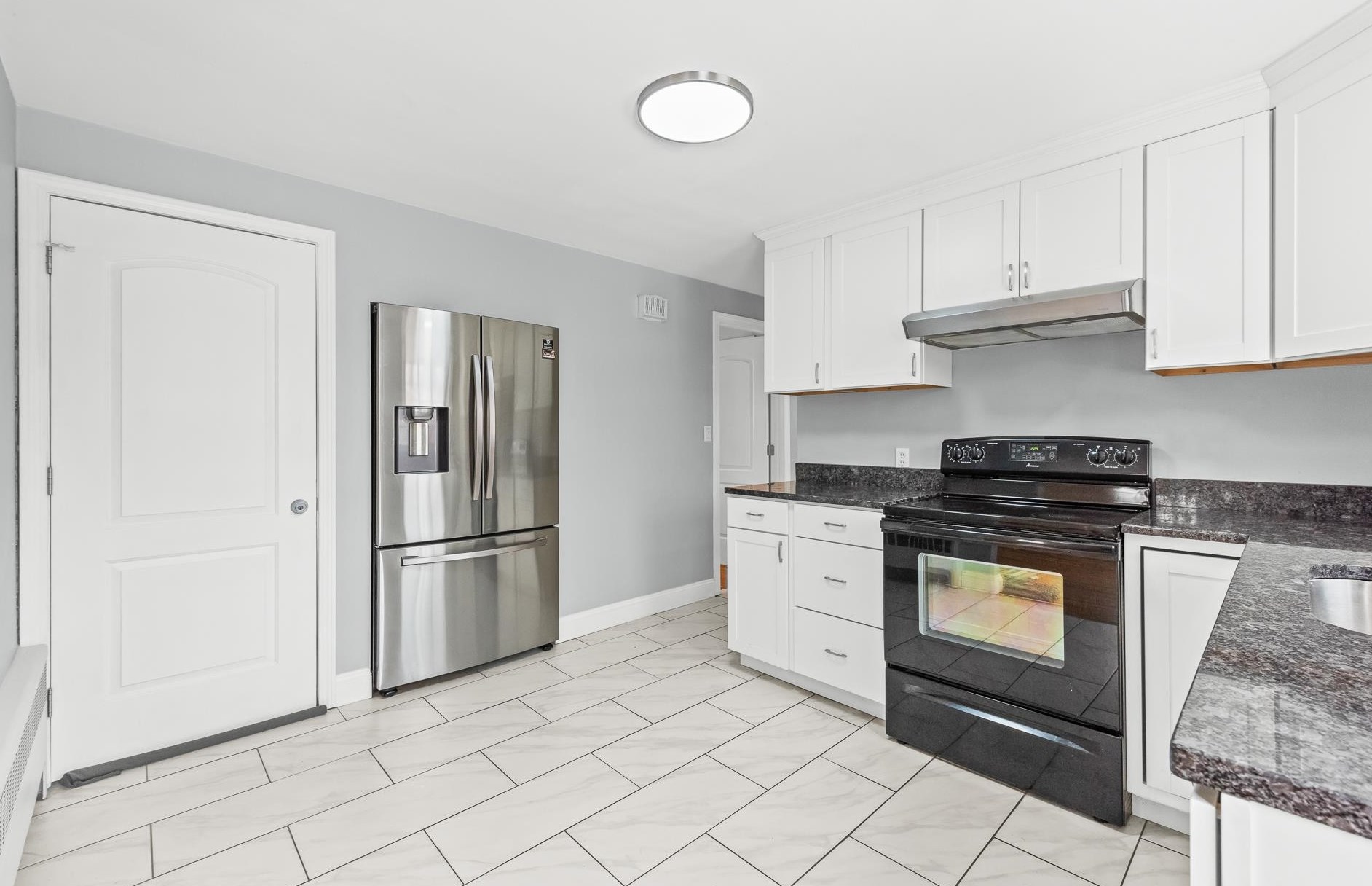 1250 Beech St, Manchester NH  03104-2122 exterior