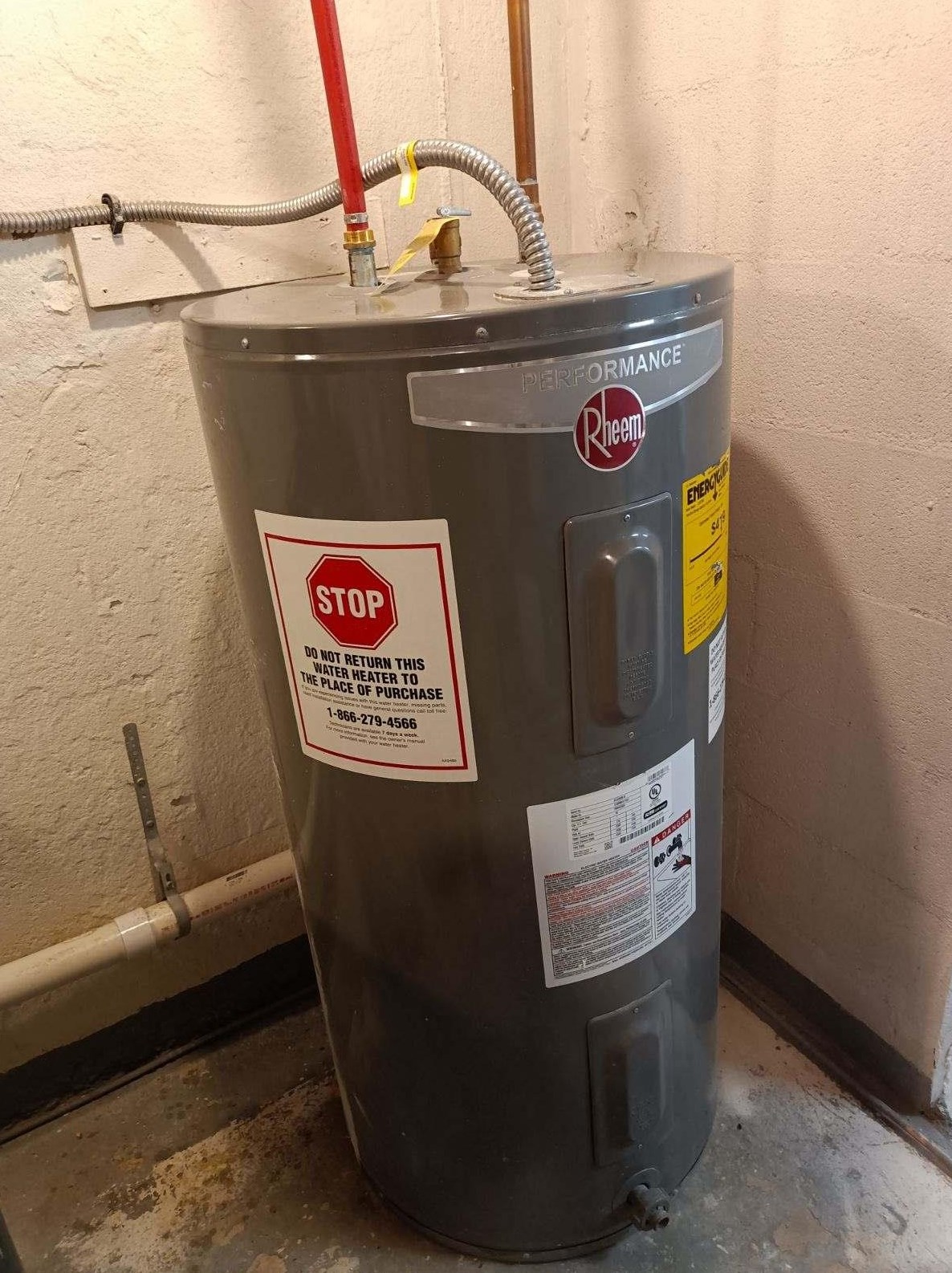 1250 Beech St, Manchester NH  03104-2122 exterior