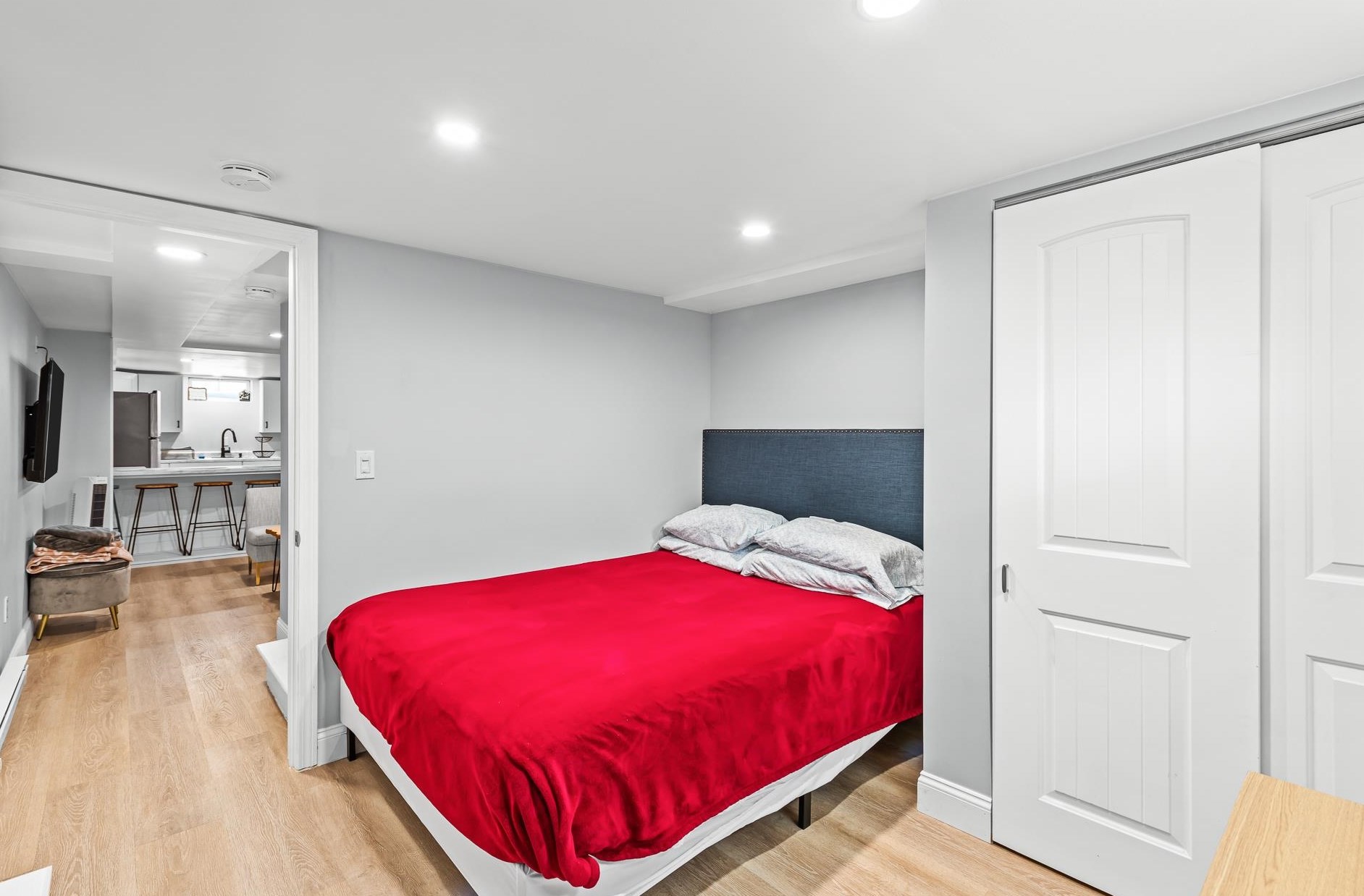 1250 Beech St, Manchester NH  03104-2122 exterior