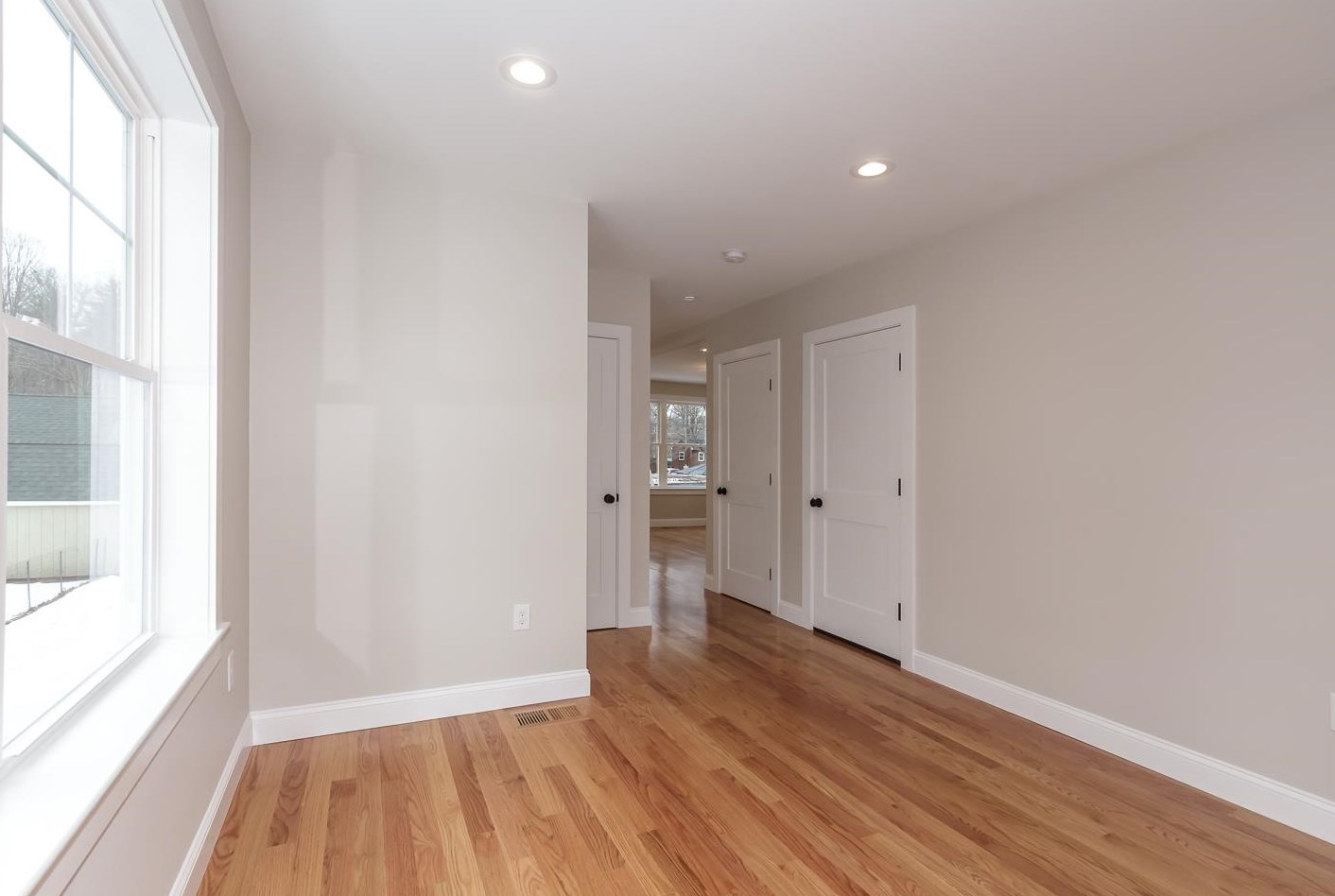 12 King, Salem NH  03079 exterior