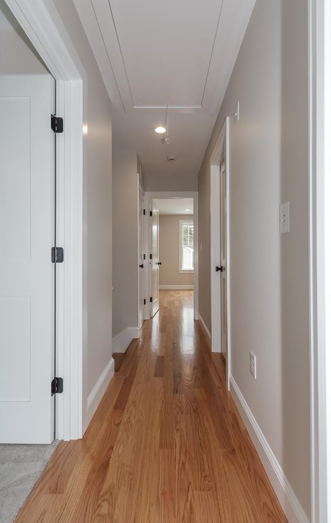 12 King, Salem NH  03079 exterior