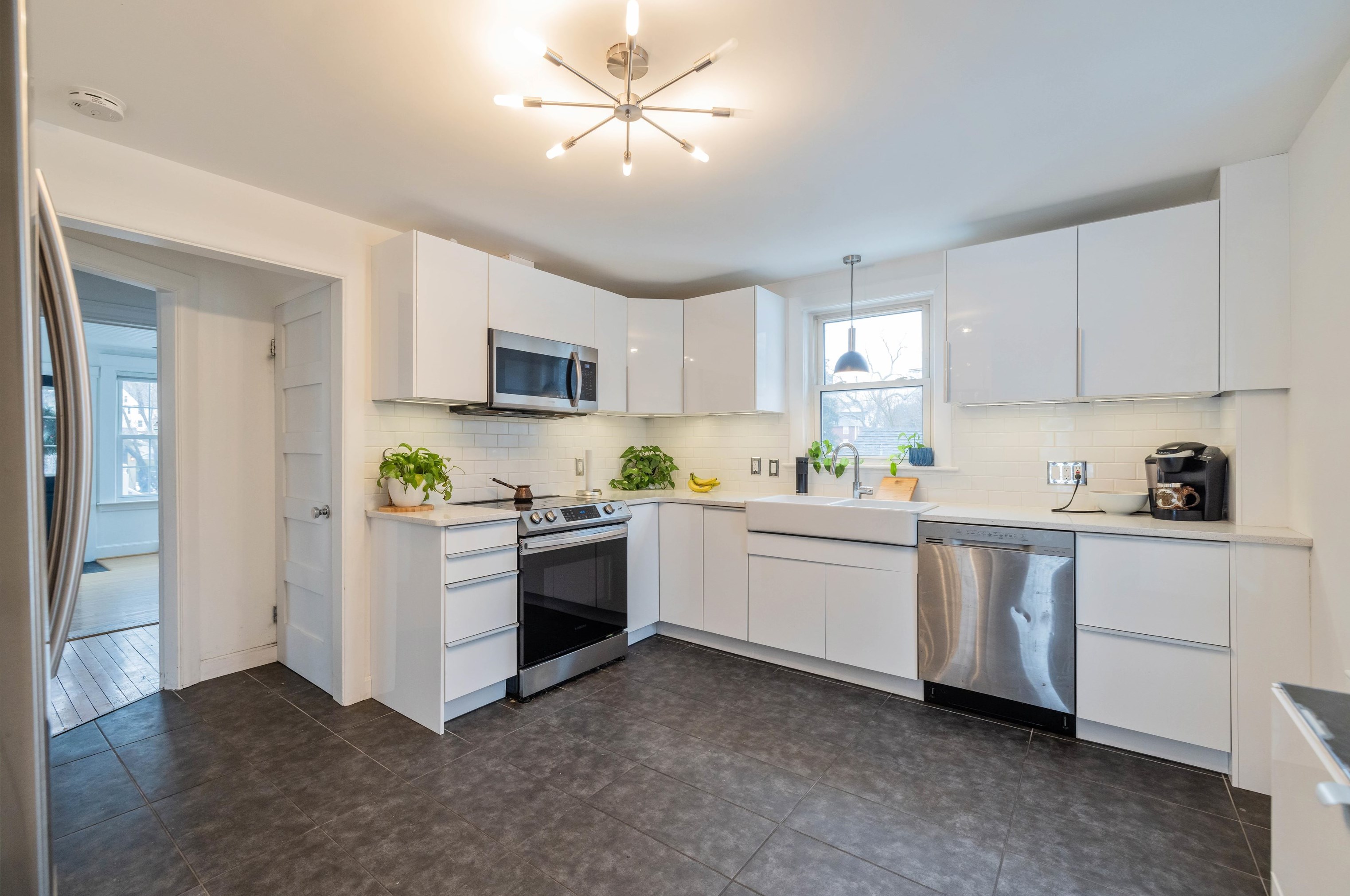 42 Pearl St, Dover NH  03820-3146 exterior