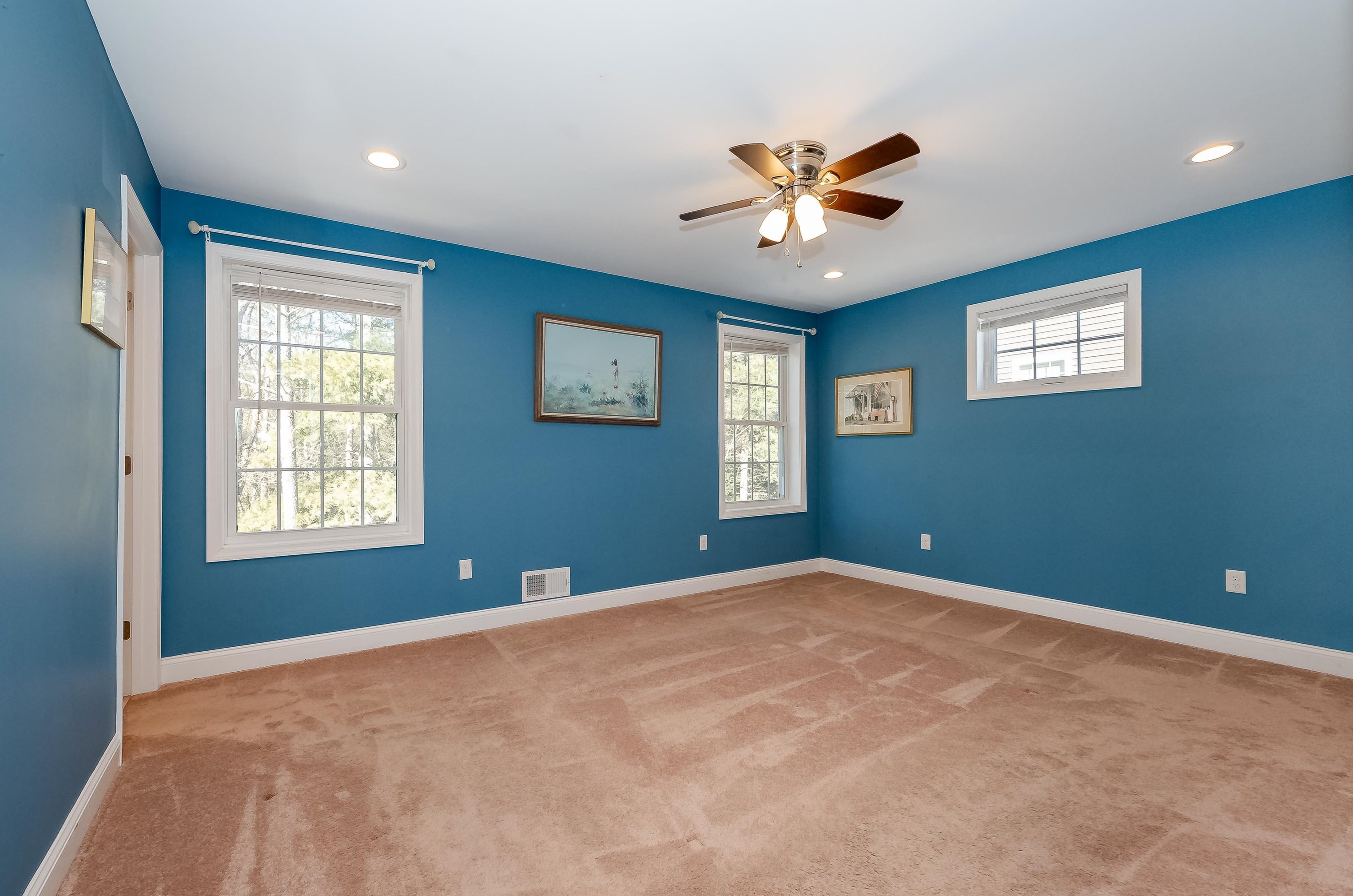 46 Constitution Way, Rochester NH  03867-5252 exterior
