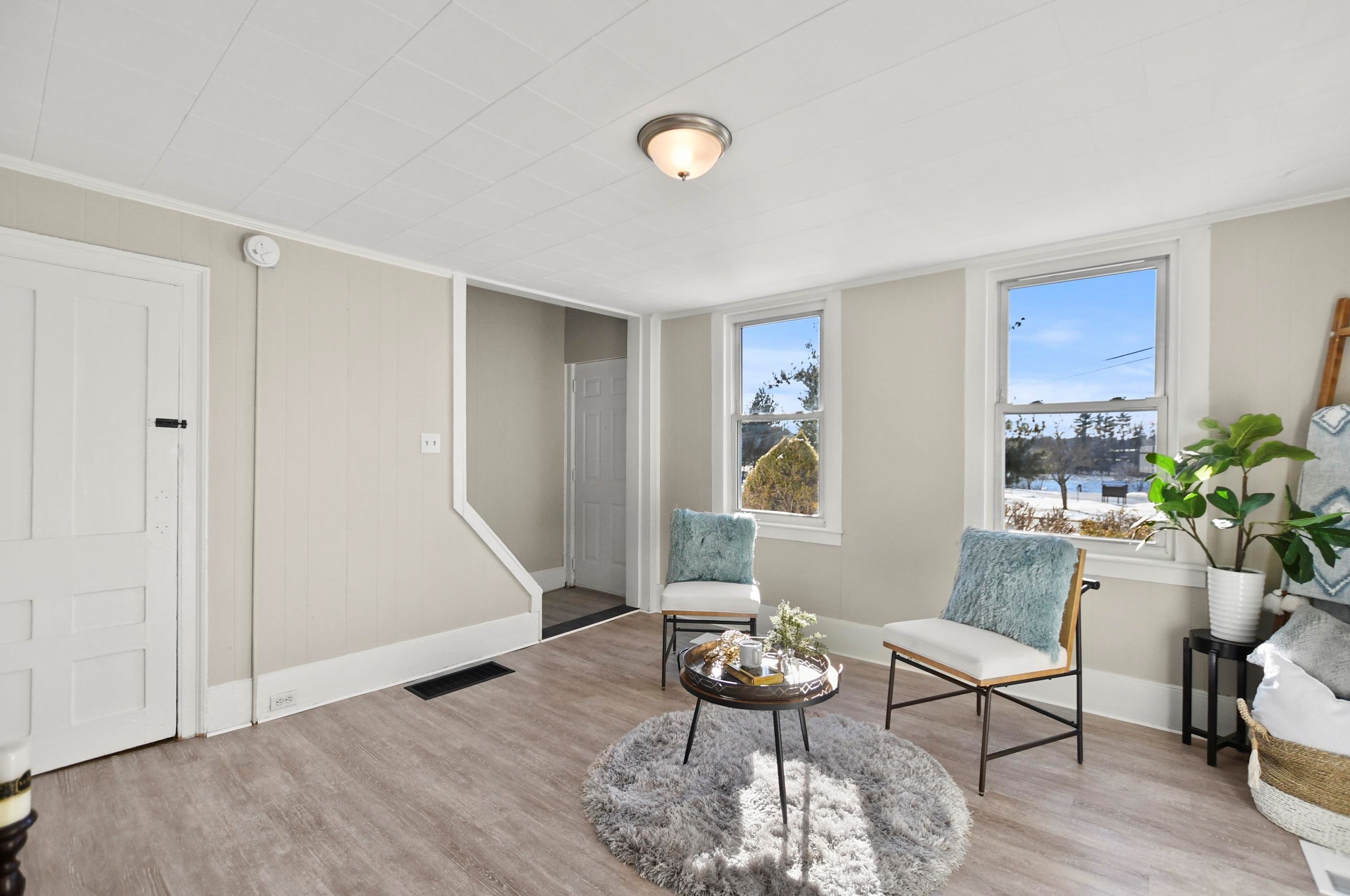 30 Dundee Ave, Manchester NH  03106-1426 exterior