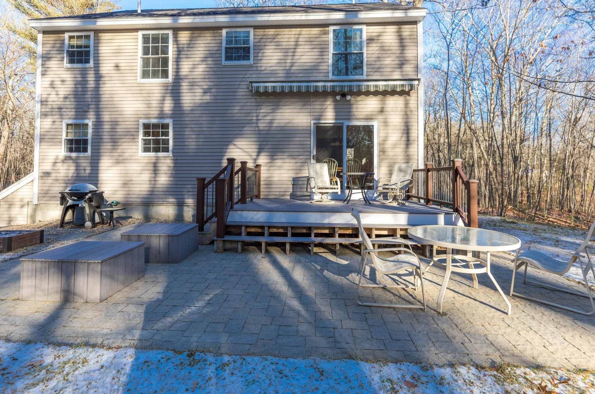 5 Canton Ct, Nottingham NH  03290 exterior