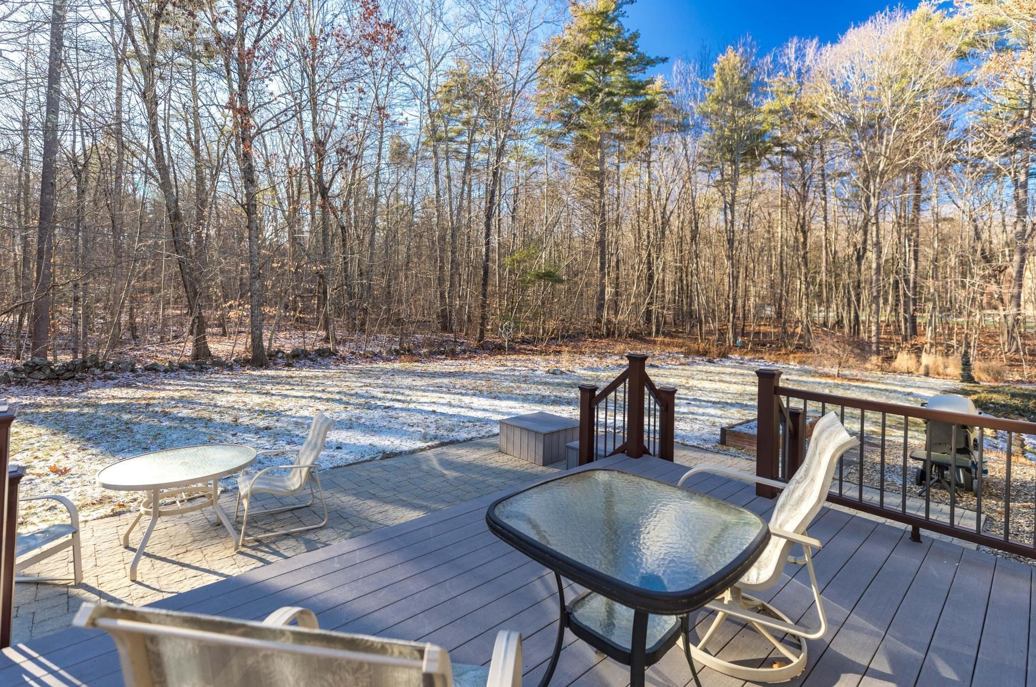 5 Canton Ct, Nottingham NH  03290 exterior