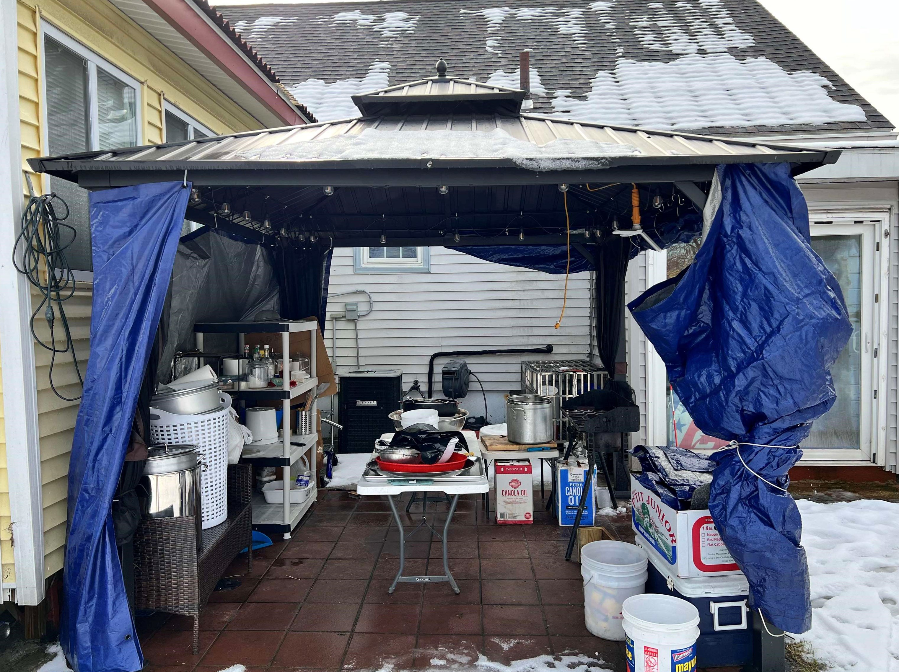 230 Somerville St, Manchester NH  03103-5621 exterior