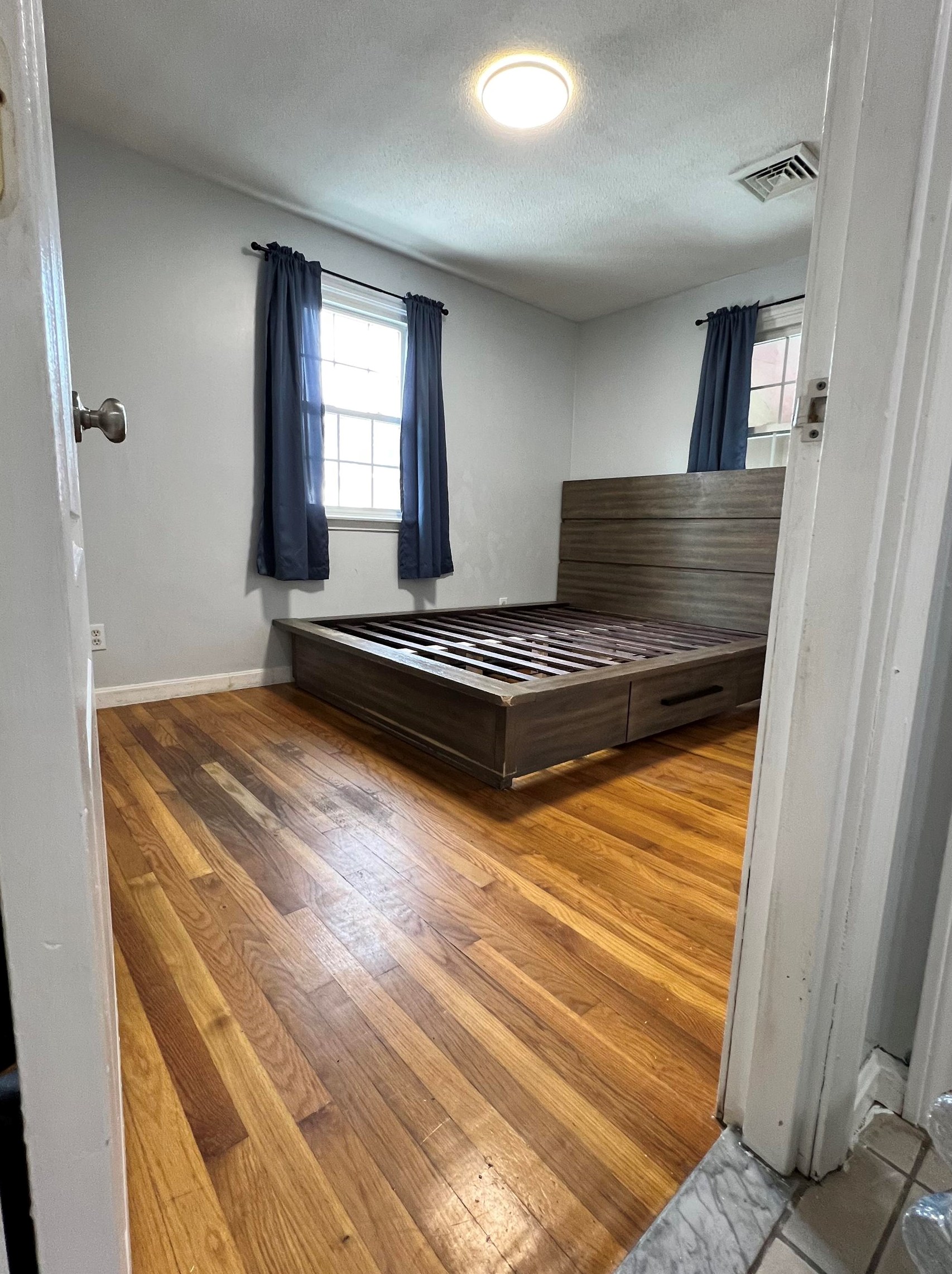 230 Somerville St, Manchester NH  03103-5621 exterior