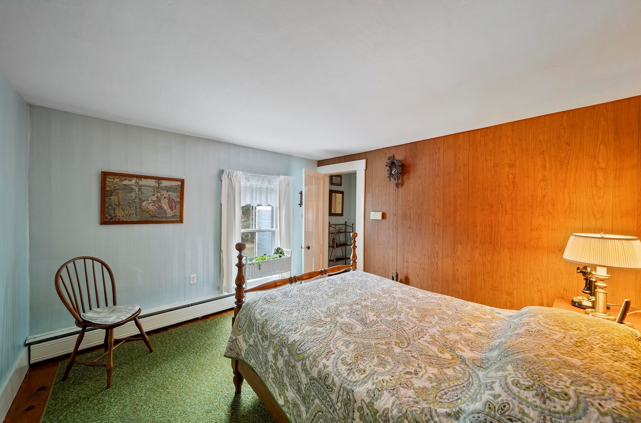 20 Lawrence Rd, Salem NH  03079-3237 exterior