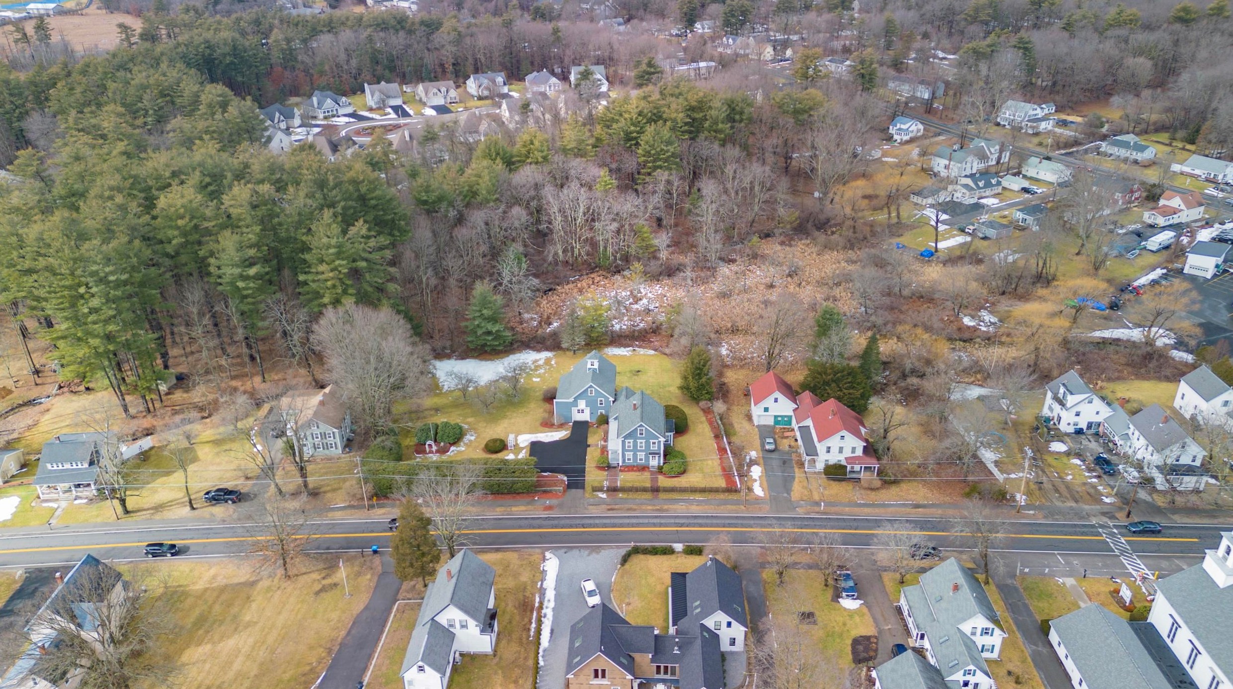 20 Lawrence Rd, Salem NH  03079-3237 exterior