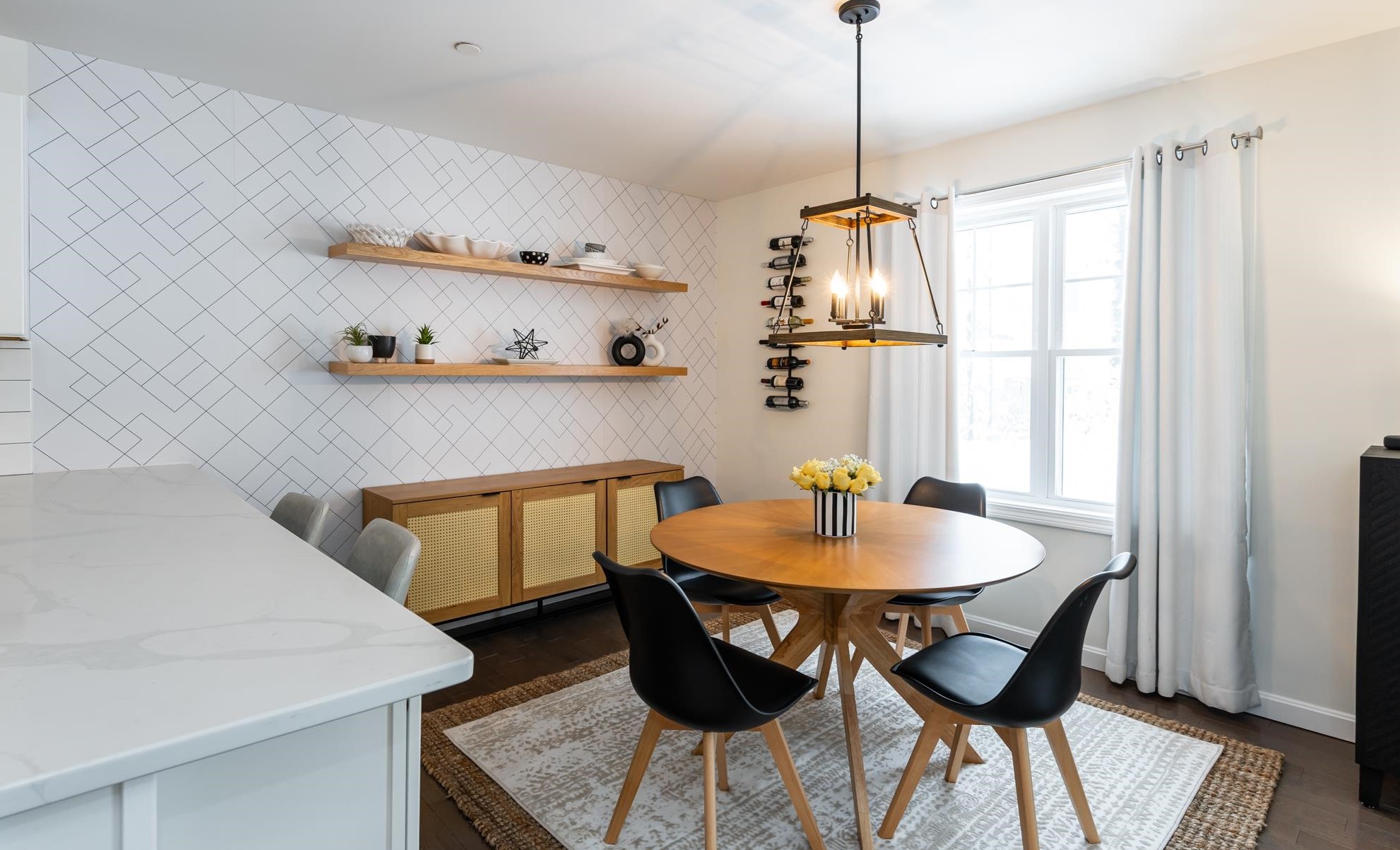 165 Knollwood Way, Manchester NH  03102 exterior