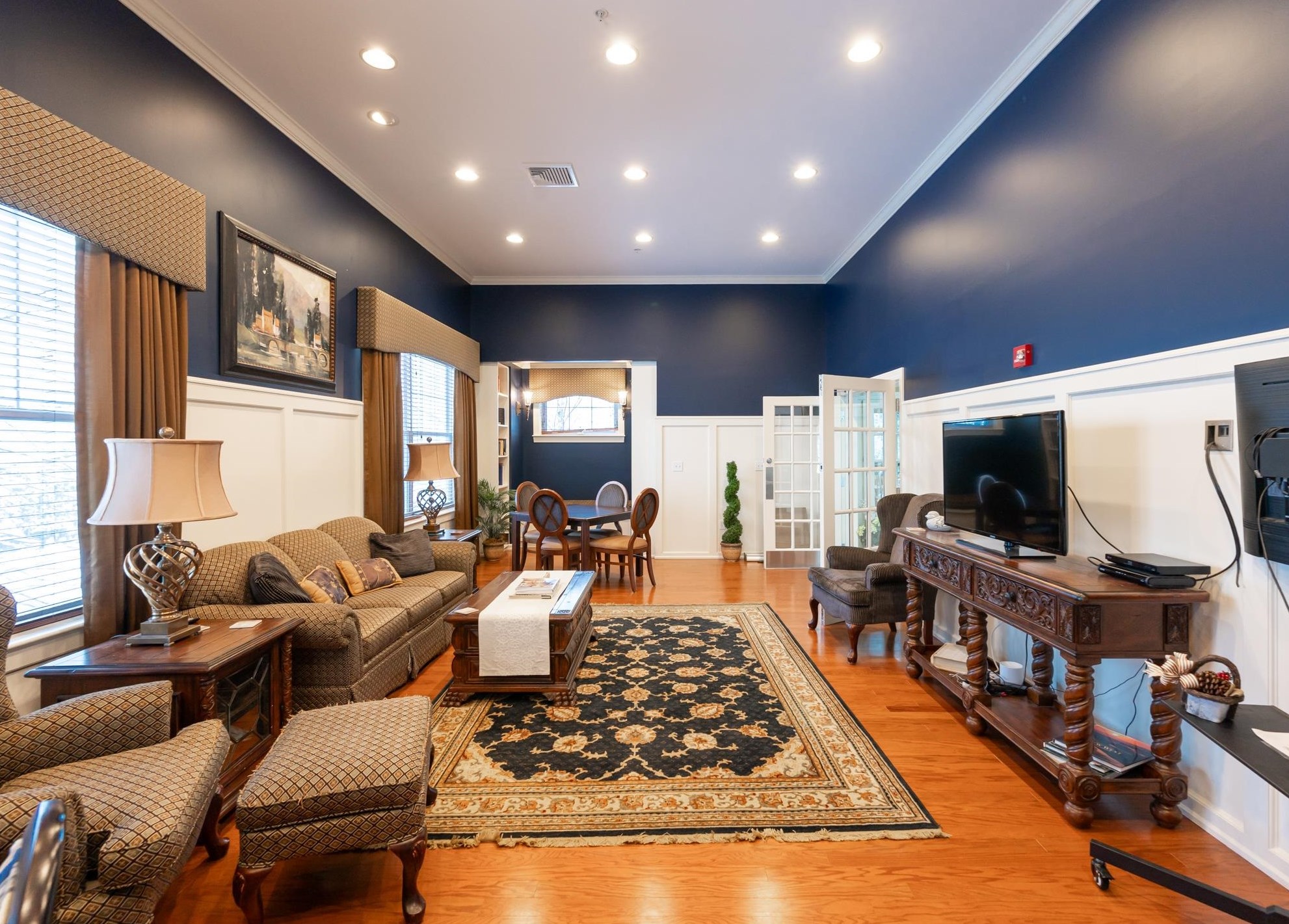 165 Knollwood Way, Manchester NH  03102 exterior