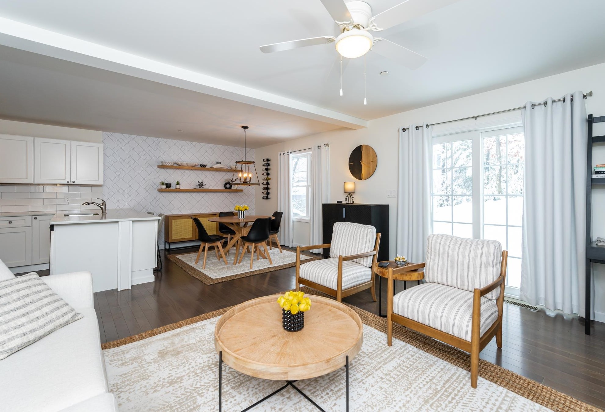 165 Knollwood Way, Manchester NH  03102 exterior