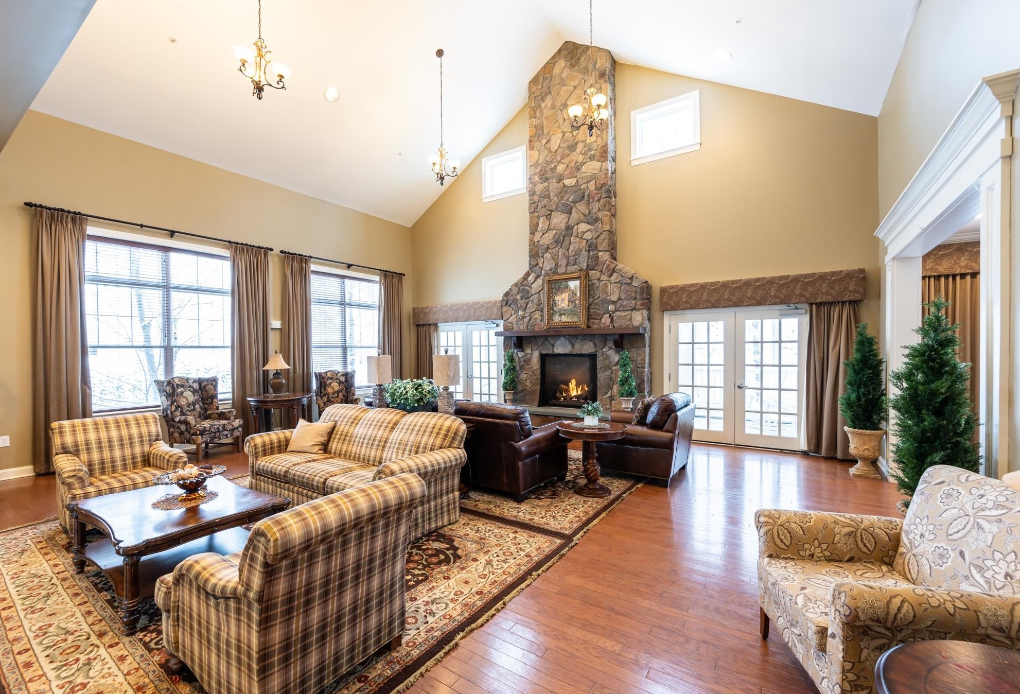 165 Knollwood Way, Manchester NH  03102 exterior