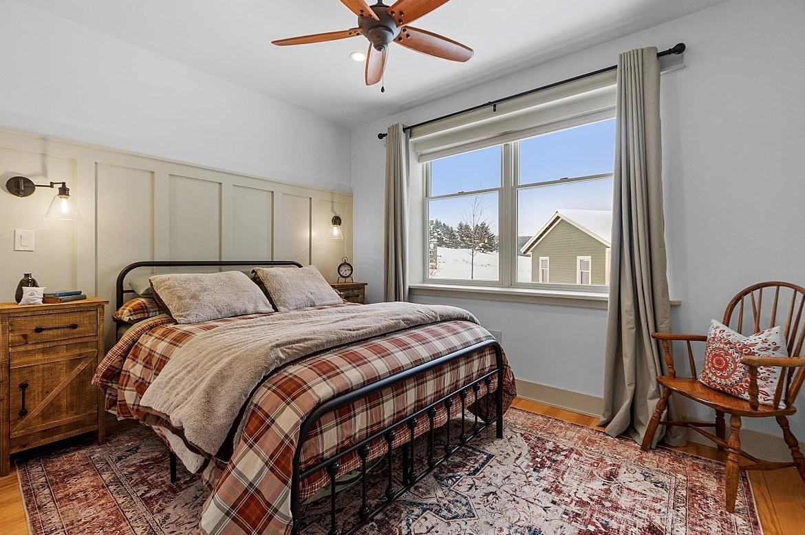 64 Barnett Hill Rd, Walpole NH  03608-5000 exterior