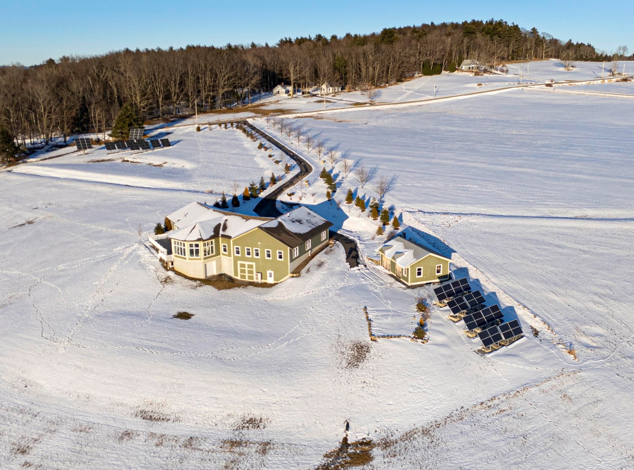 64 Barnett Hill Rd, Walpole NH  03608-5000 exterior