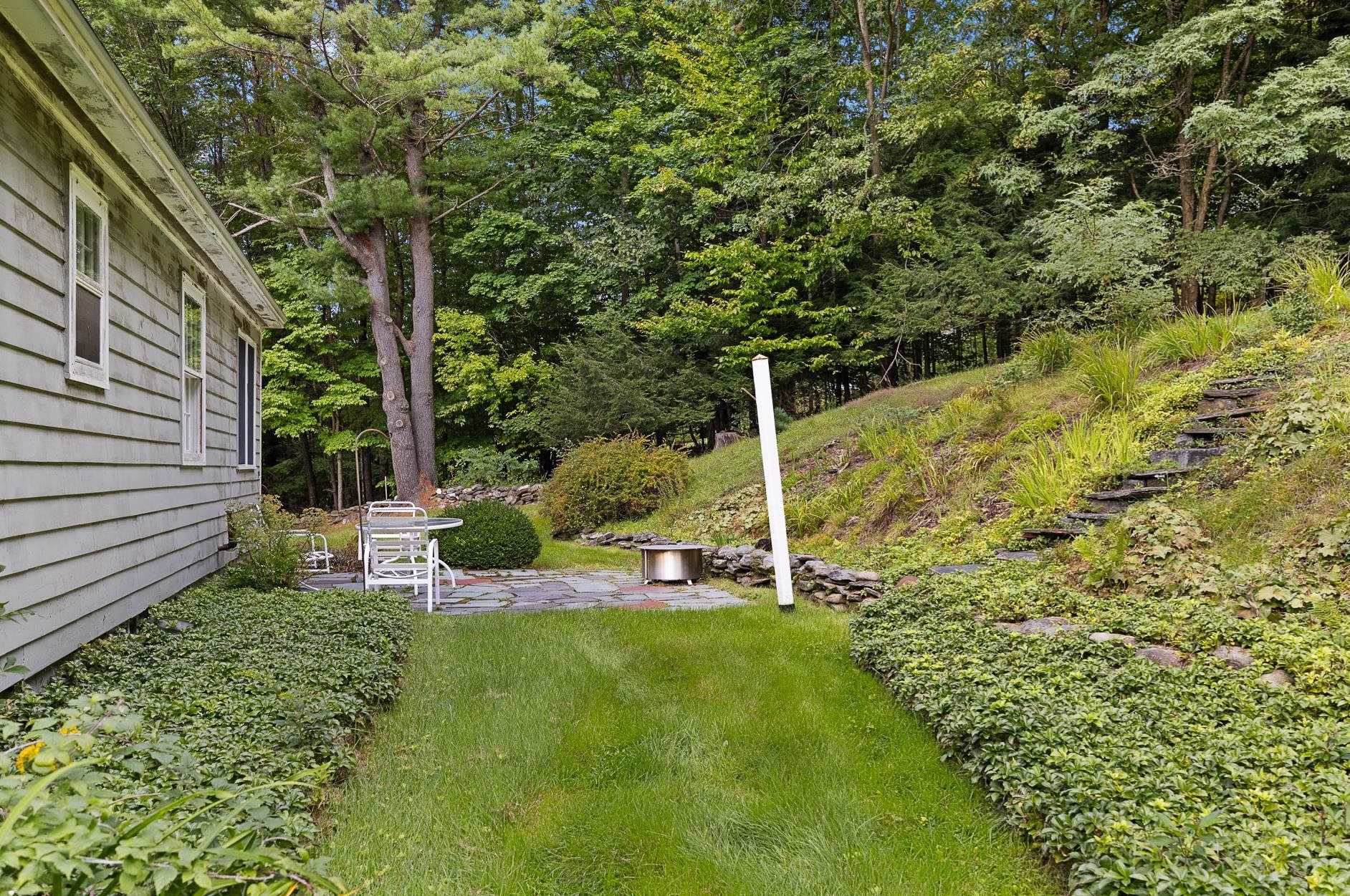 39 Rip Rd, Hanover NH  03755-1616 exterior