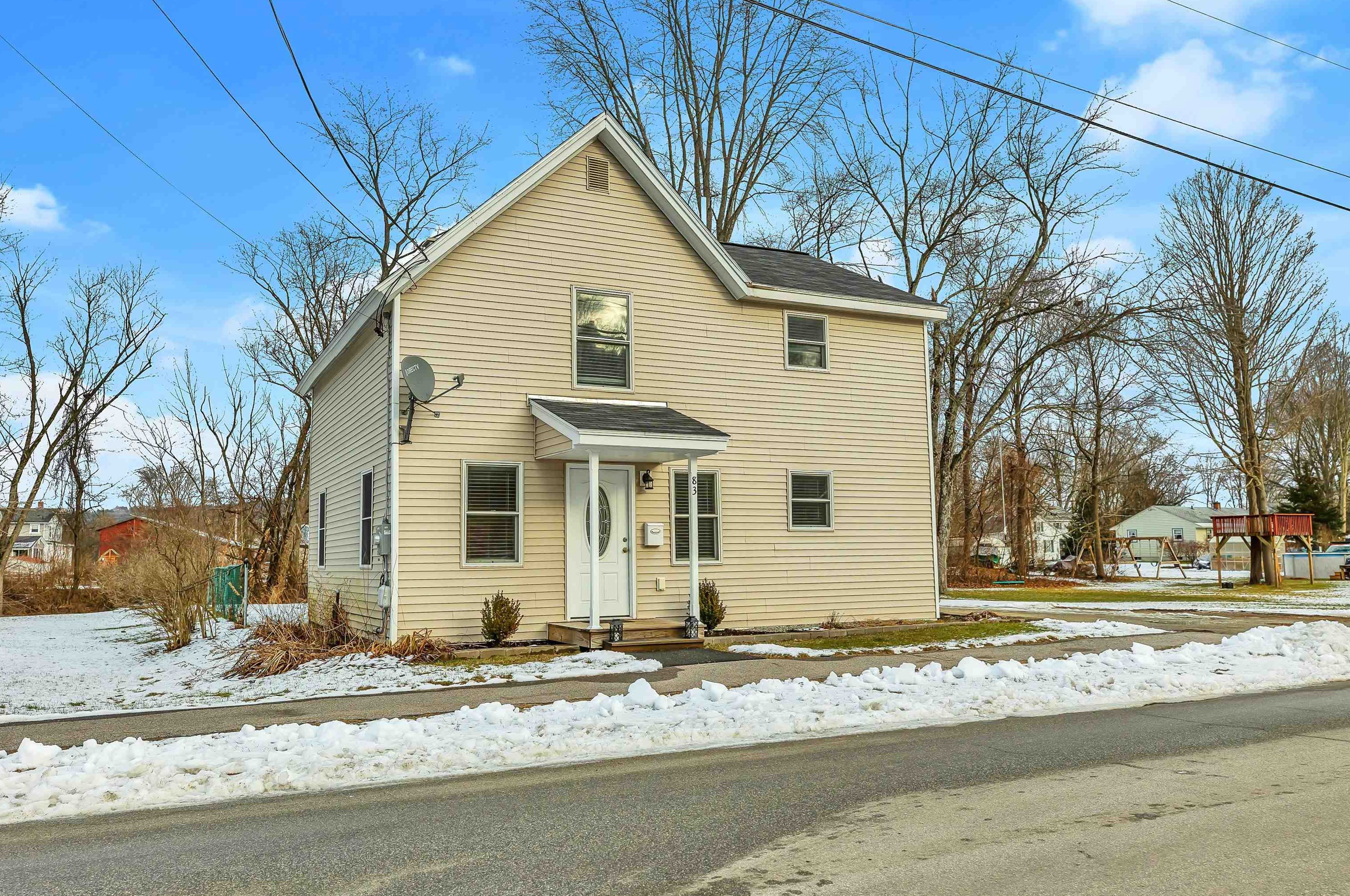 83 Wood St, Keene NH  03431-3504 exterior