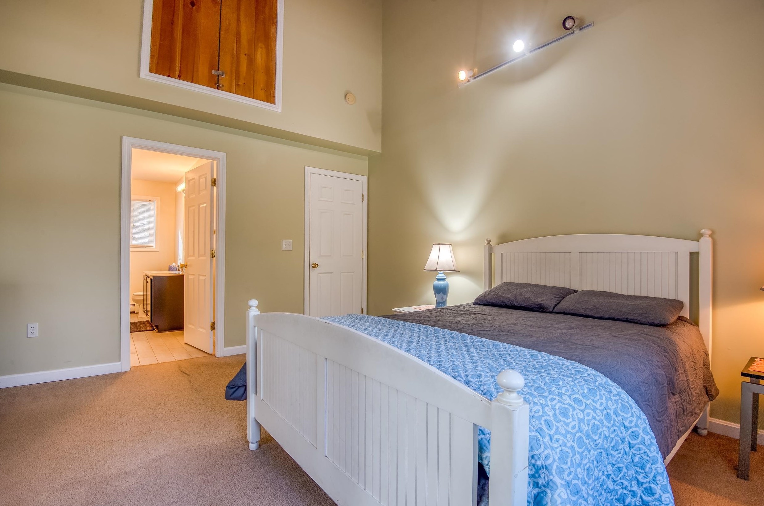 153 Brenner Dr, Albany NH  03818-6910 exterior