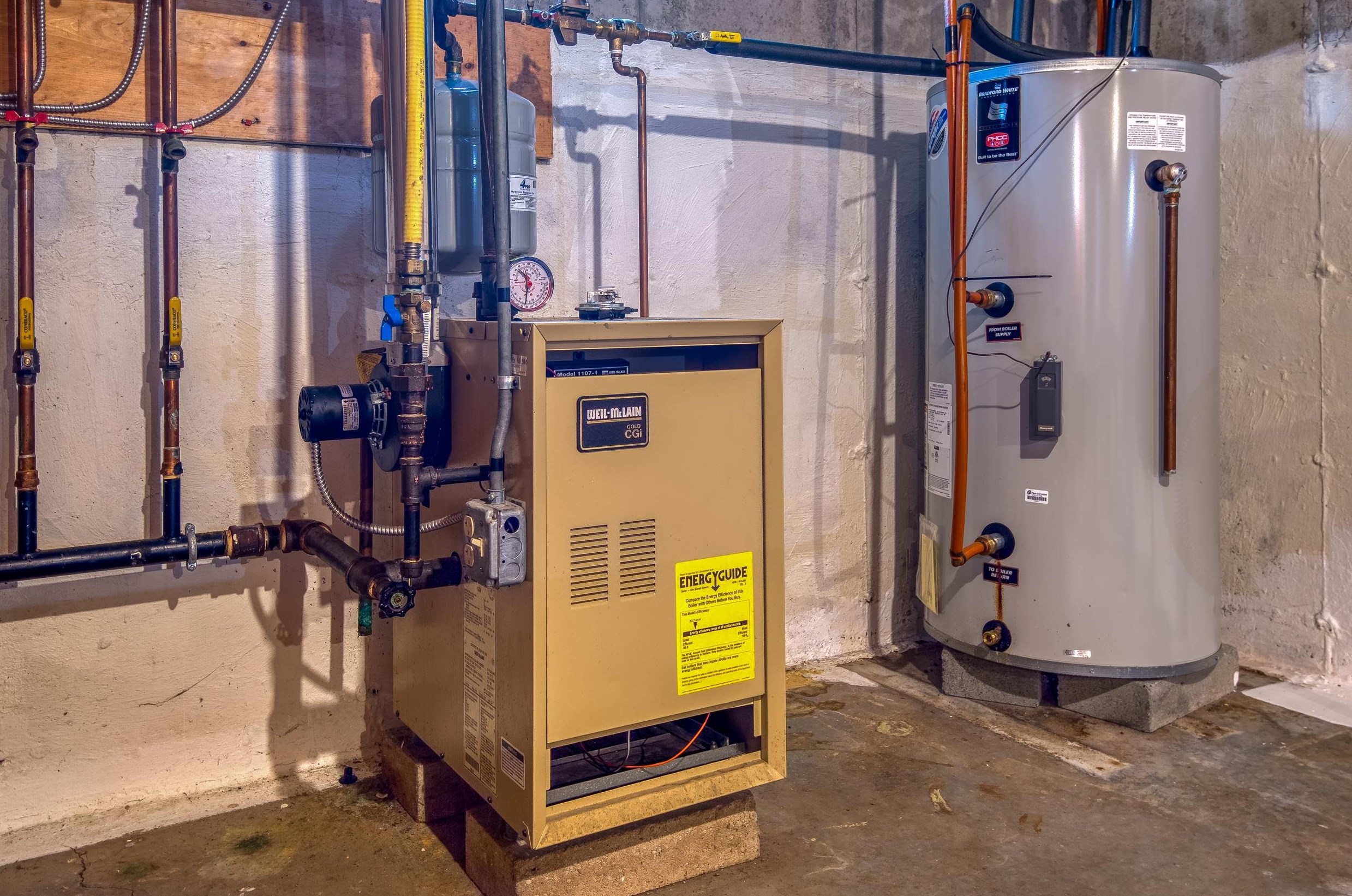 153 Brenner Dr, Albany NH  03818-6910 exterior