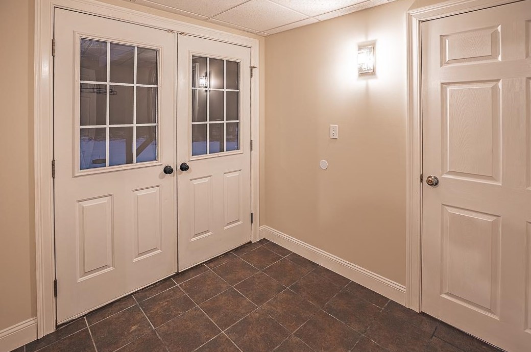 257 Elm St, Concord NH  03303-3321 exterior