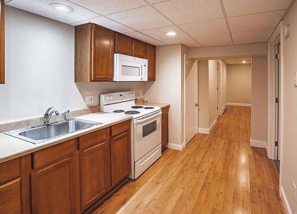 257 Elm St, Concord NH  03303-3321 exterior