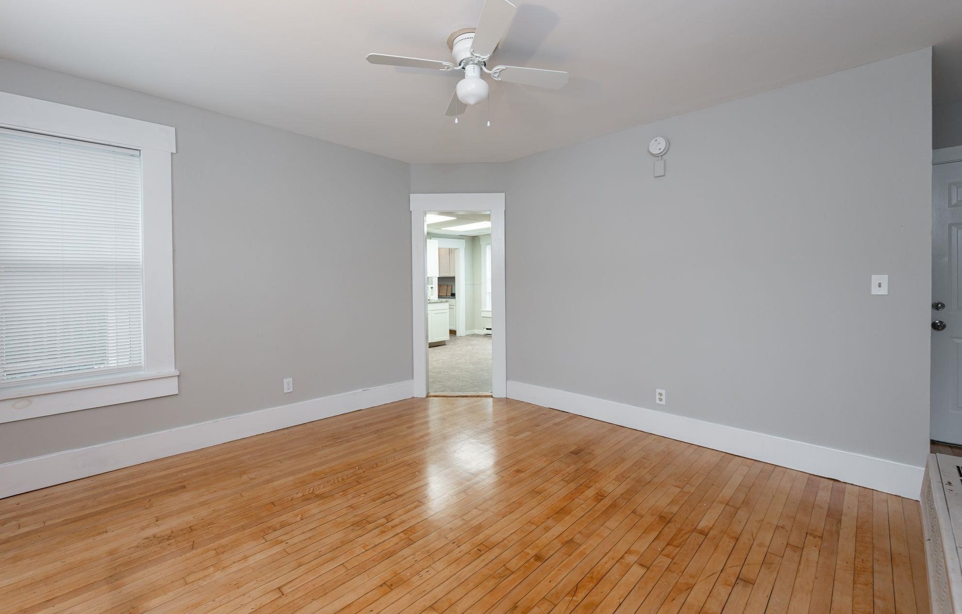 285 High St, Manchester NH 03104-5053 exterior