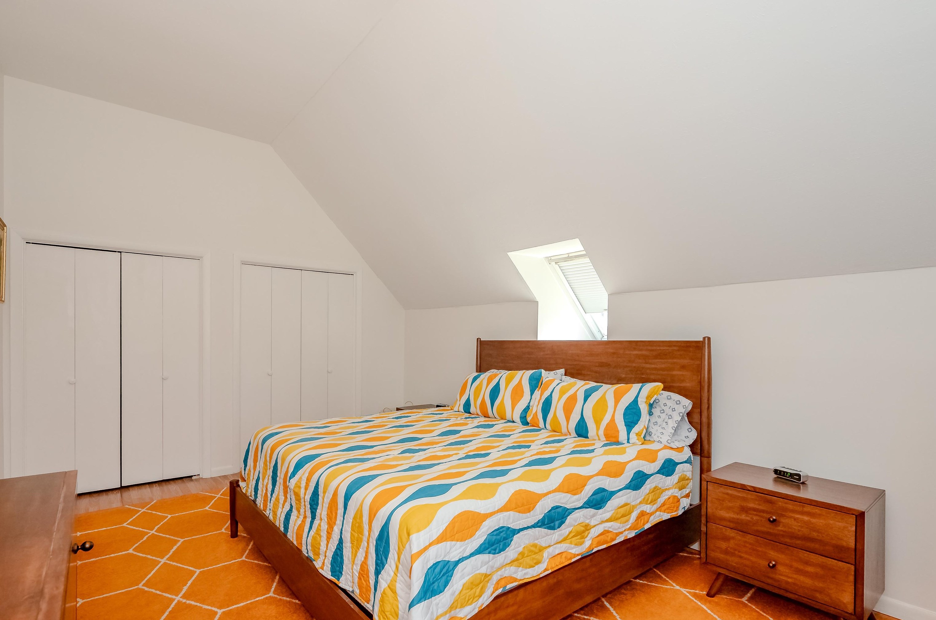 7 Kingston Ct, Merrimack NH  03054-3428 exterior