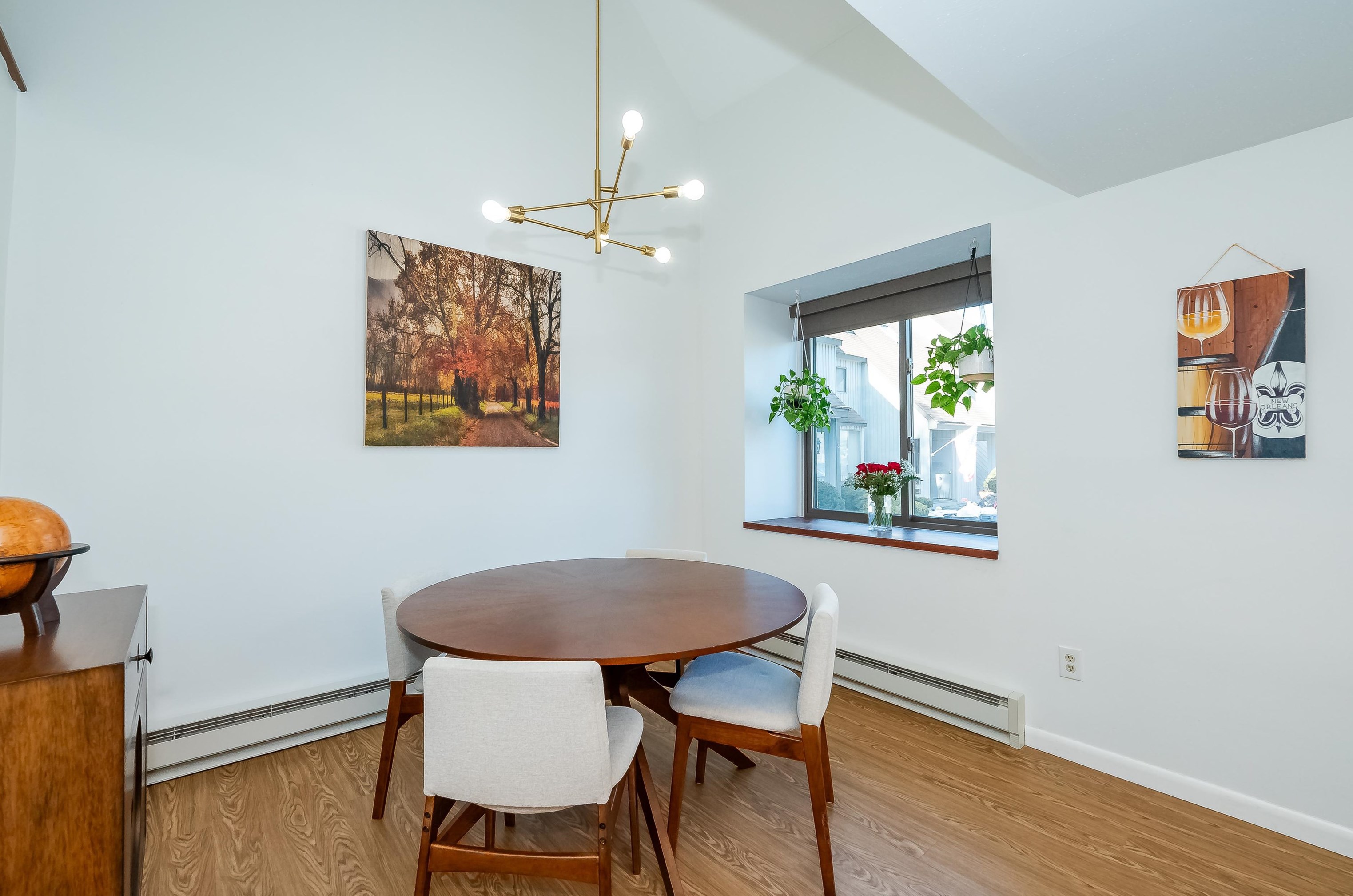 7 Kingston Ct, Merrimack NH  03054-3428 exterior