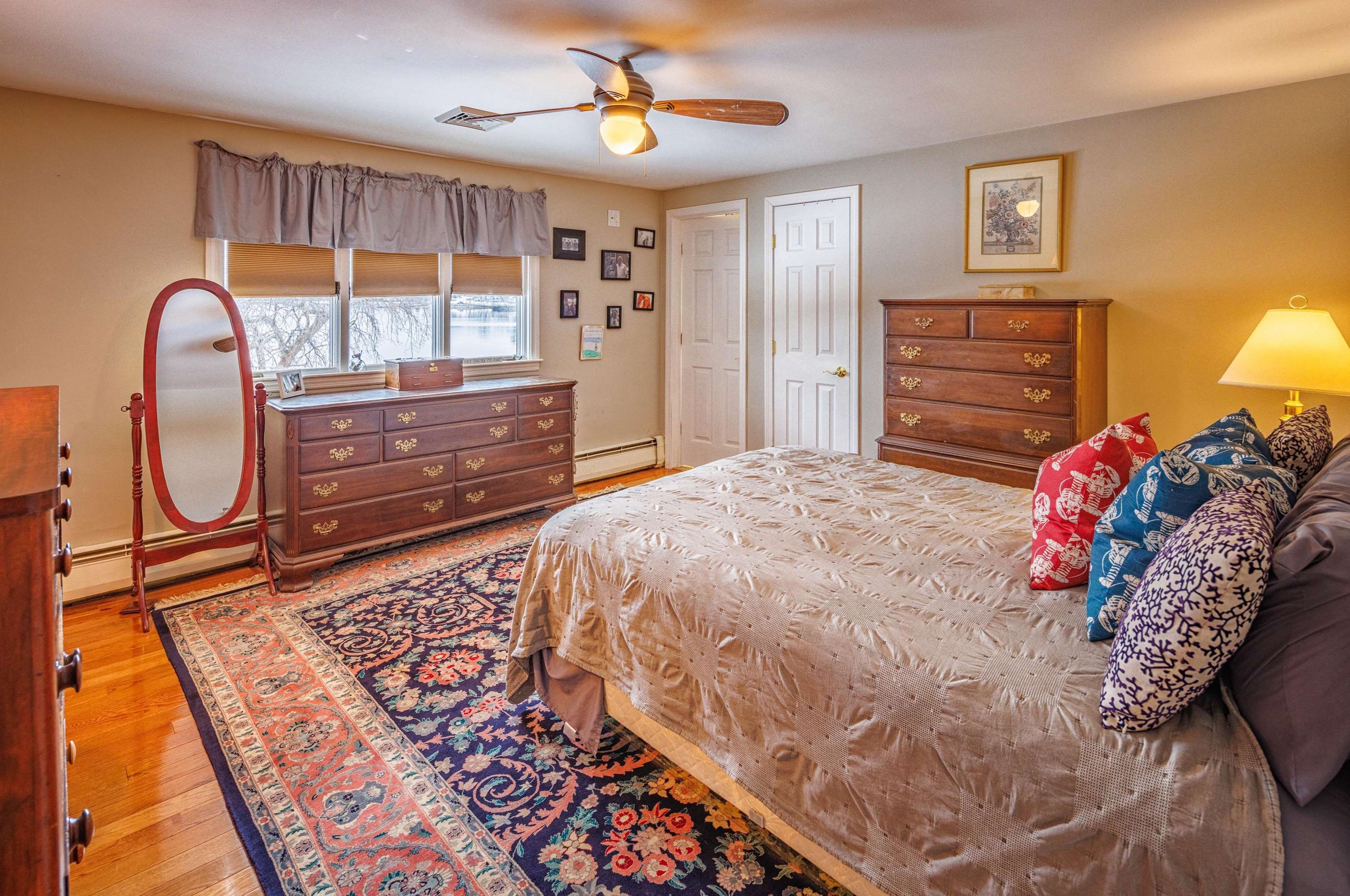 15 Cote Dr, Dover NH  03820-4644 exterior