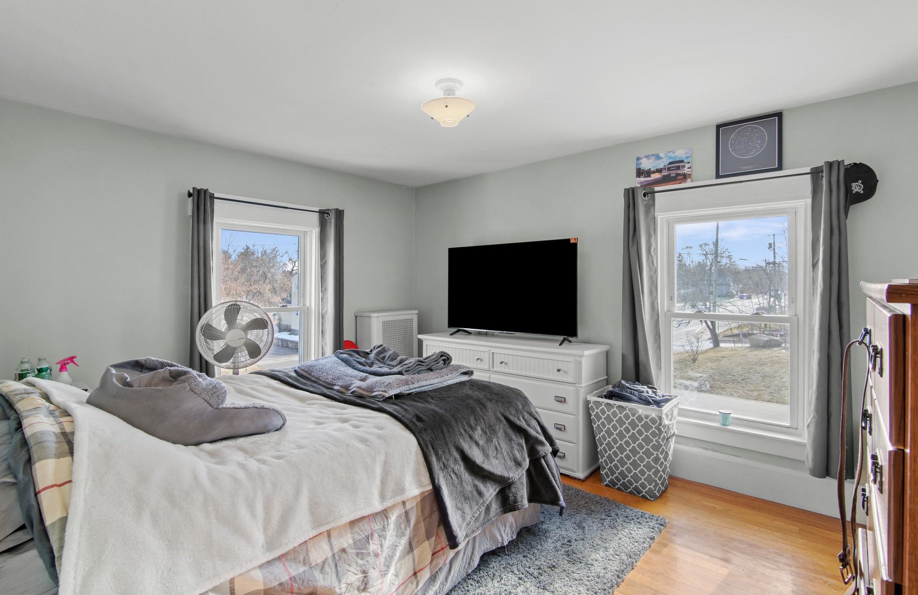 1364 Candia Rd, Manchester NH 03109-5703 exterior