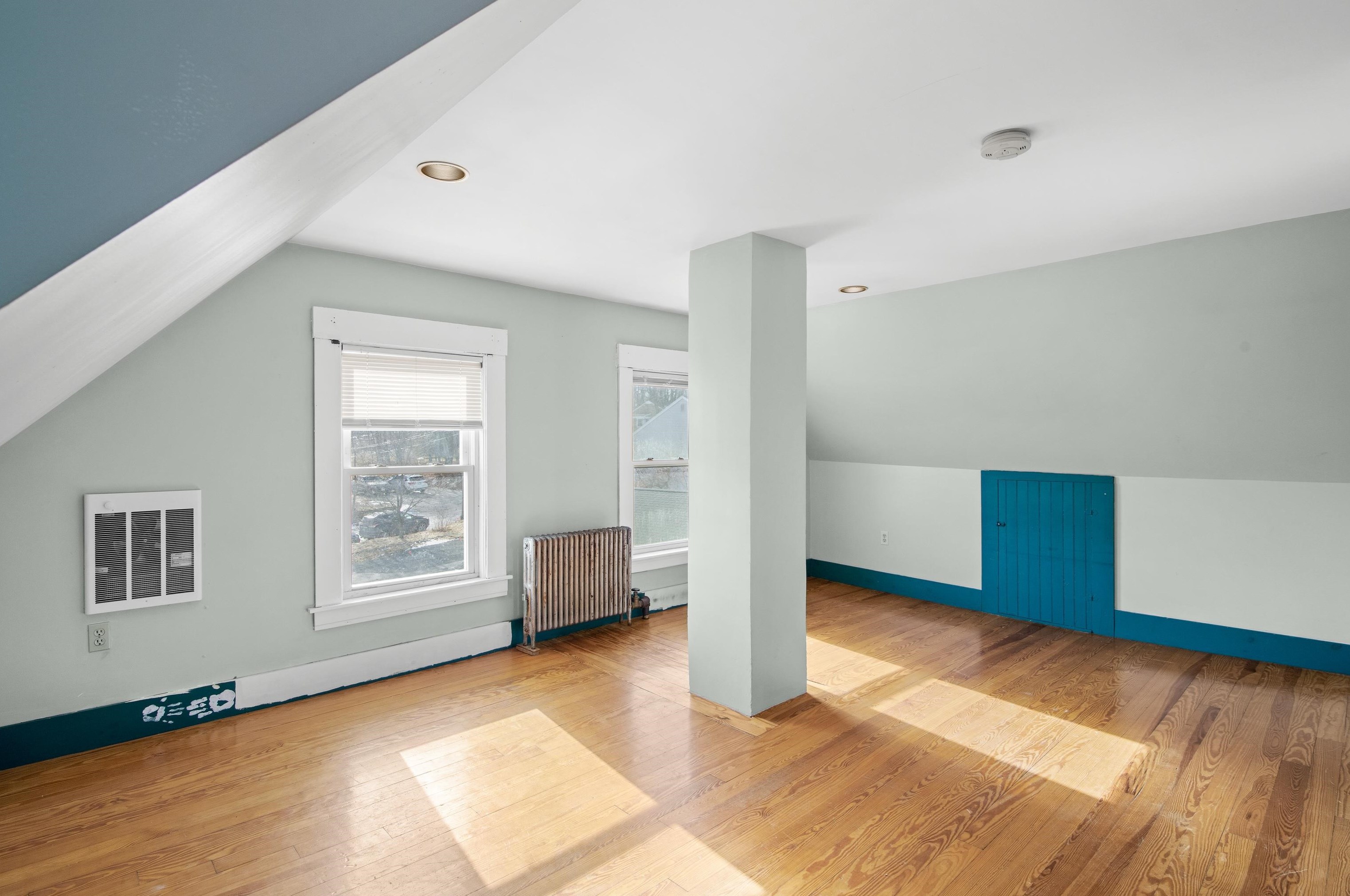 1364 Candia Rd, Manchester NH 03109-5703 exterior