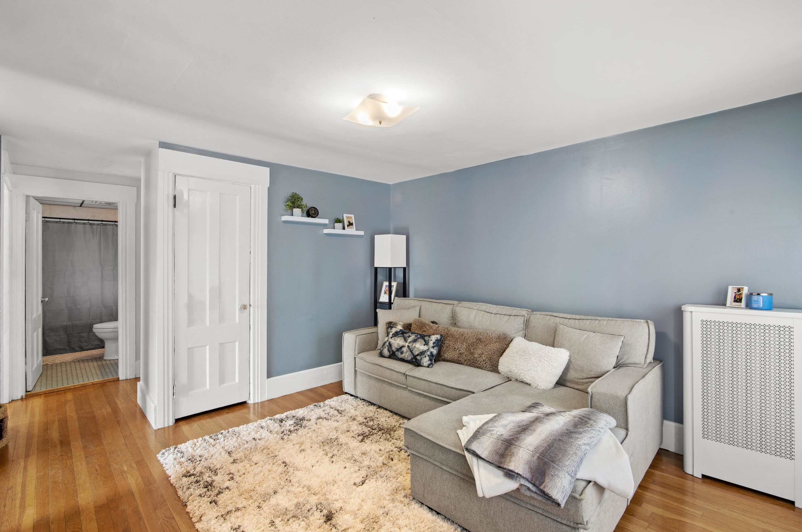 1364 Candia Rd, Manchester NH 03109-5703 exterior