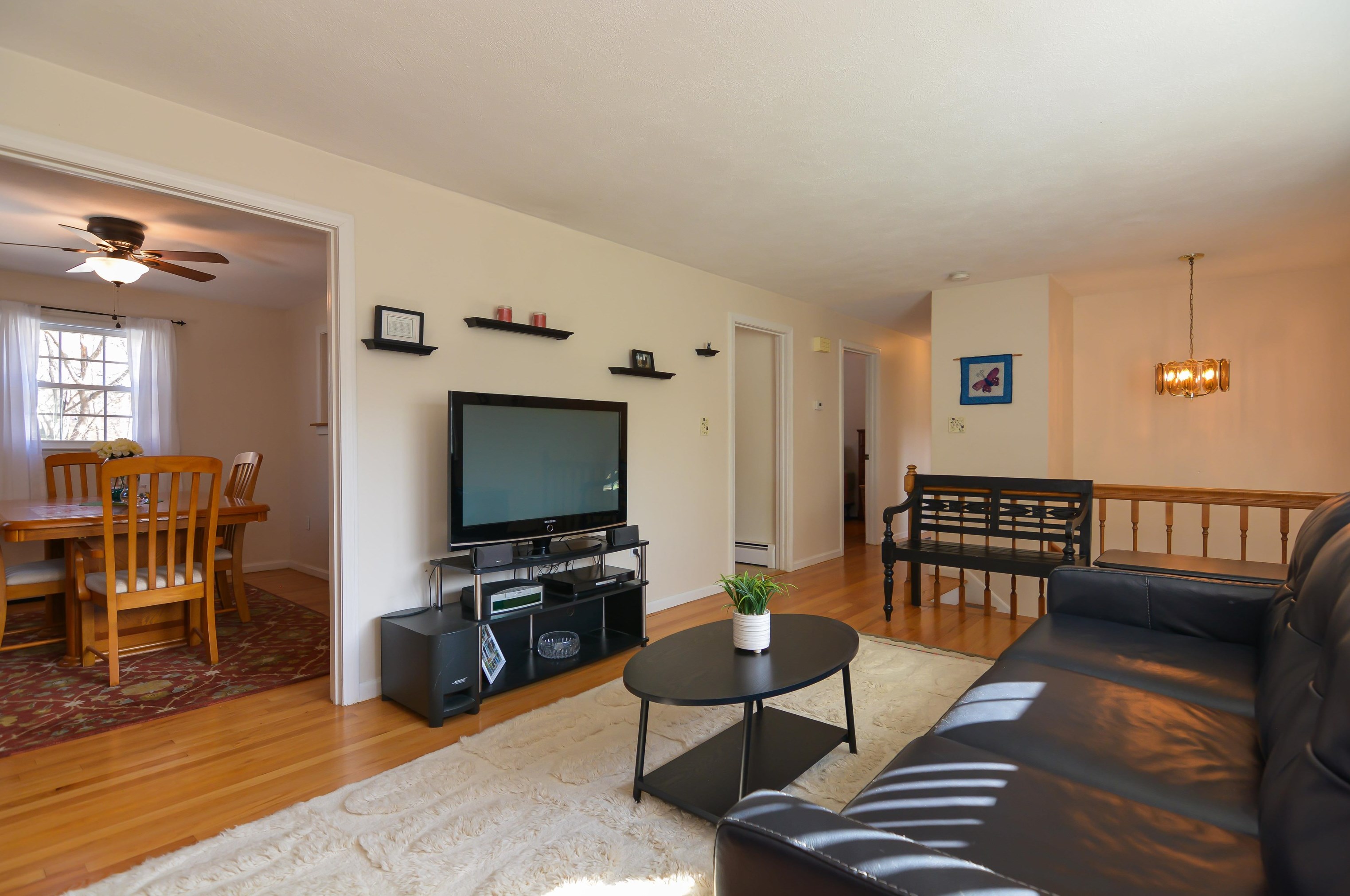 24 Woodbury St, Salem NH  03079-3211 exterior