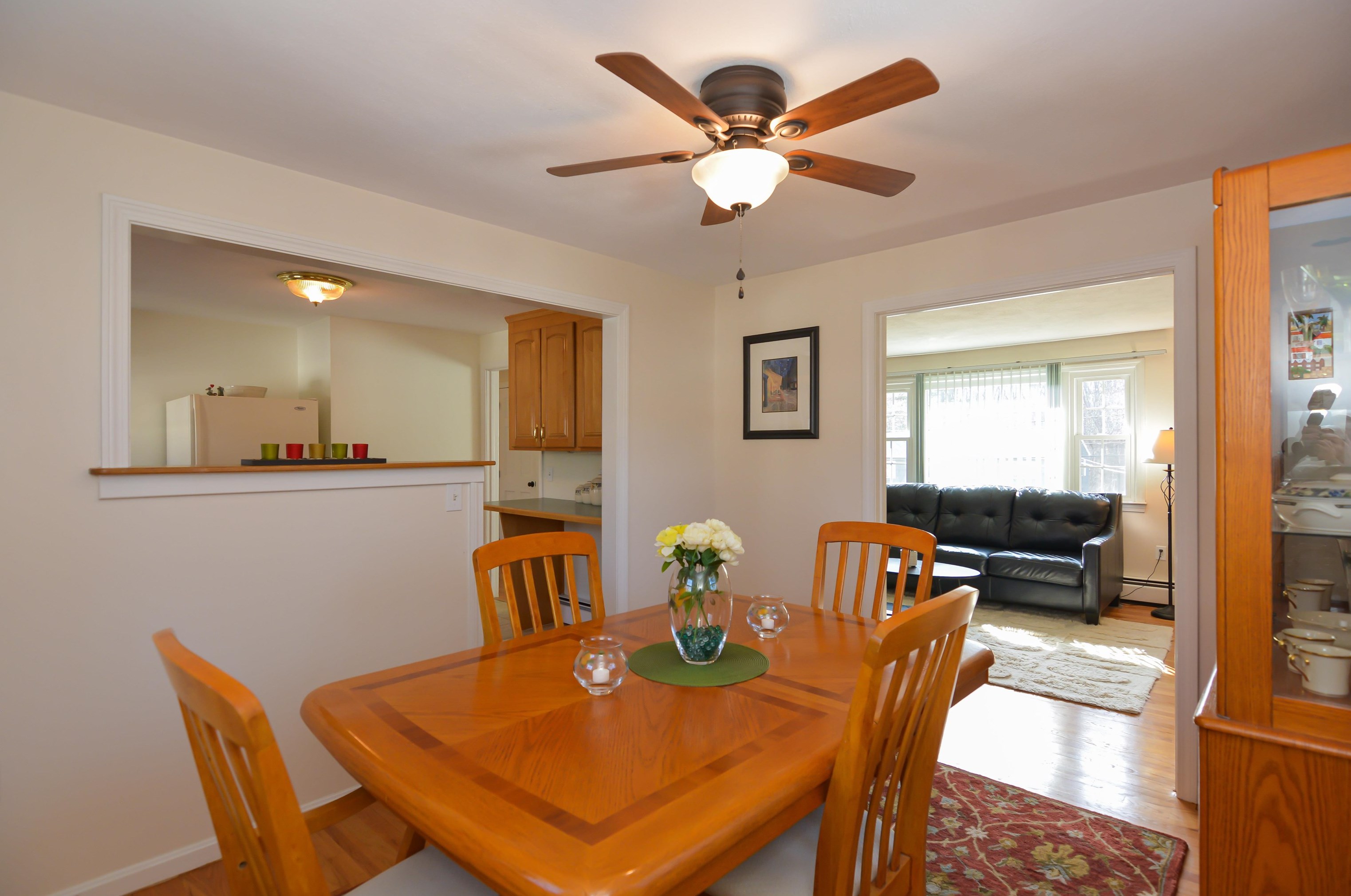 24 Woodbury St, Salem NH  03079-3211 exterior