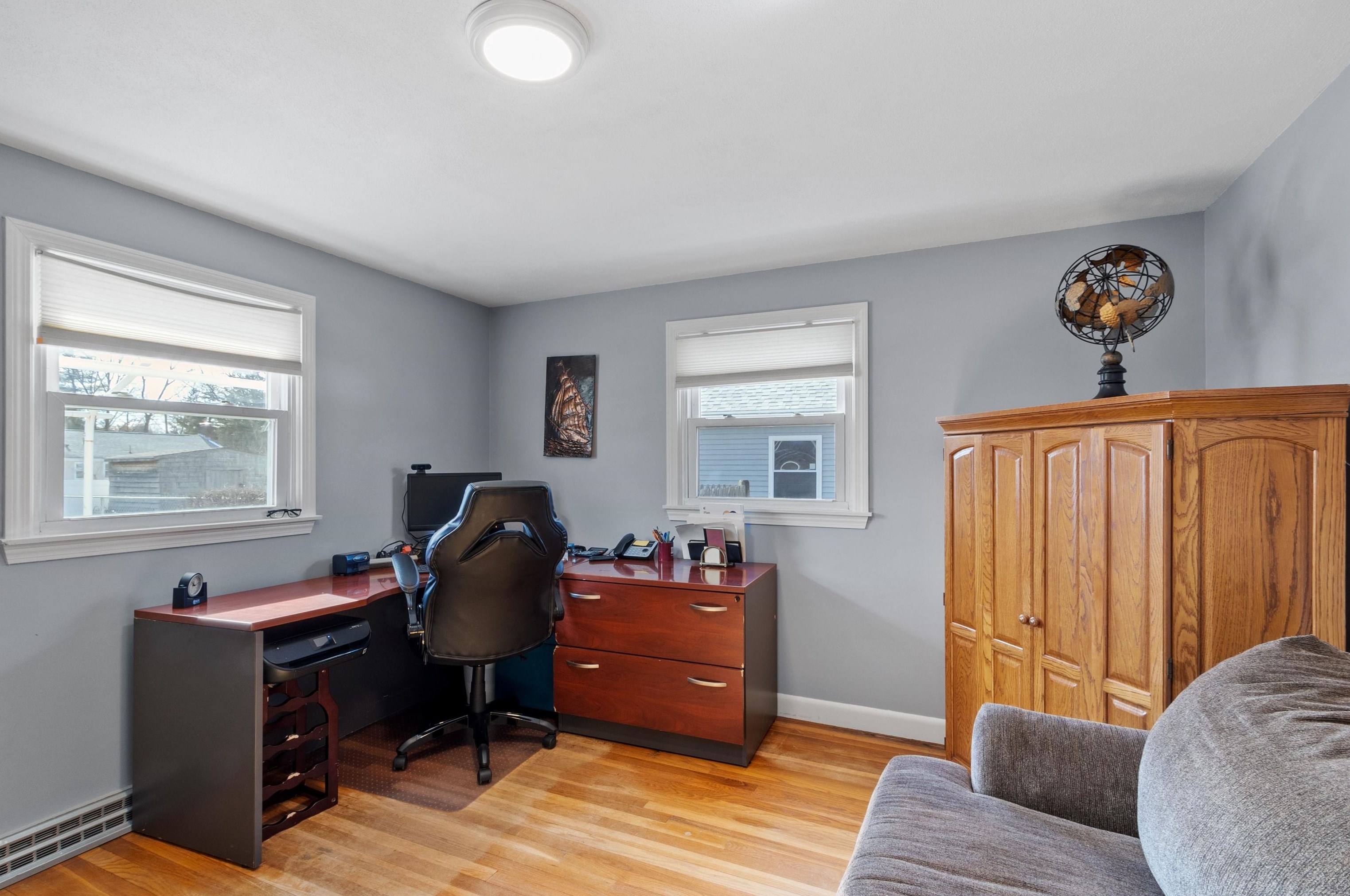 9 Olive Ave, Salem NH  03079-2329 exterior