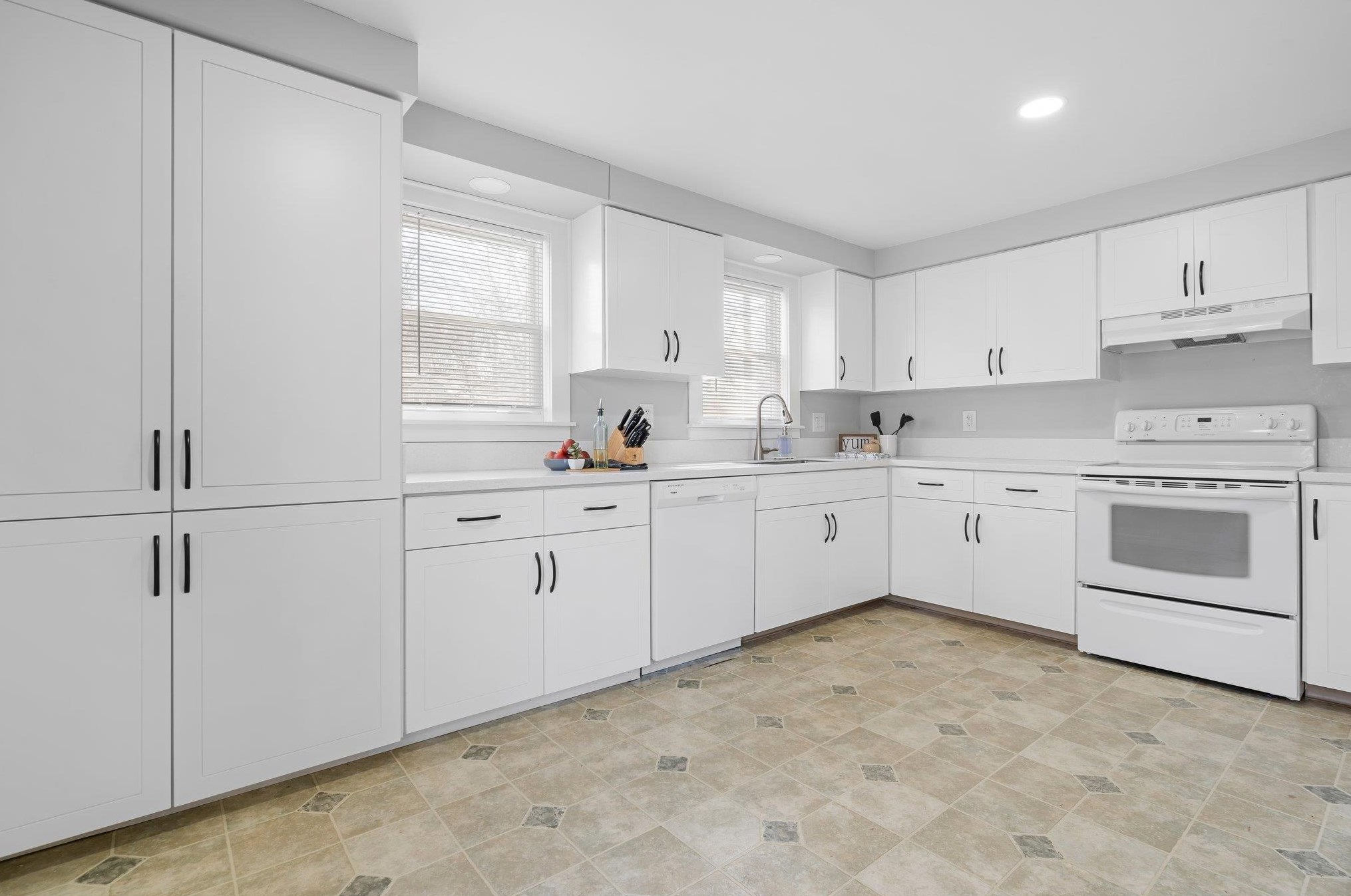 280 Main St, Danville NH  03819-3239 exterior