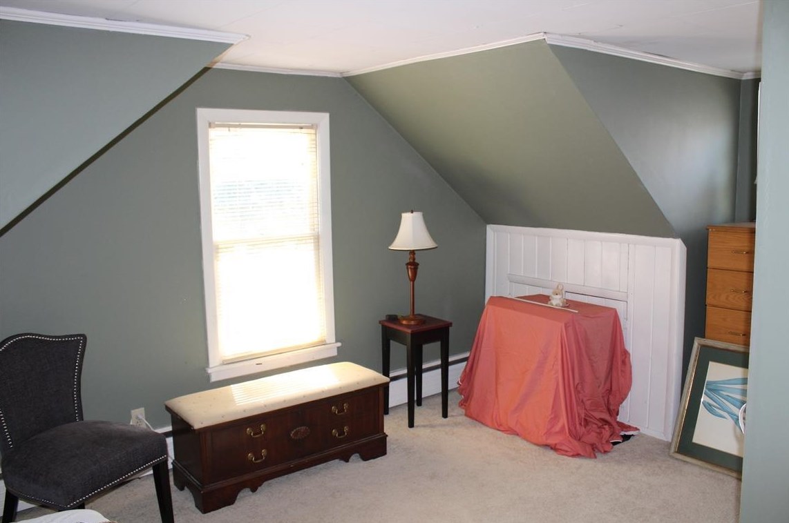 1 Harmony Ln, Unity NH  03743-5717 exterior