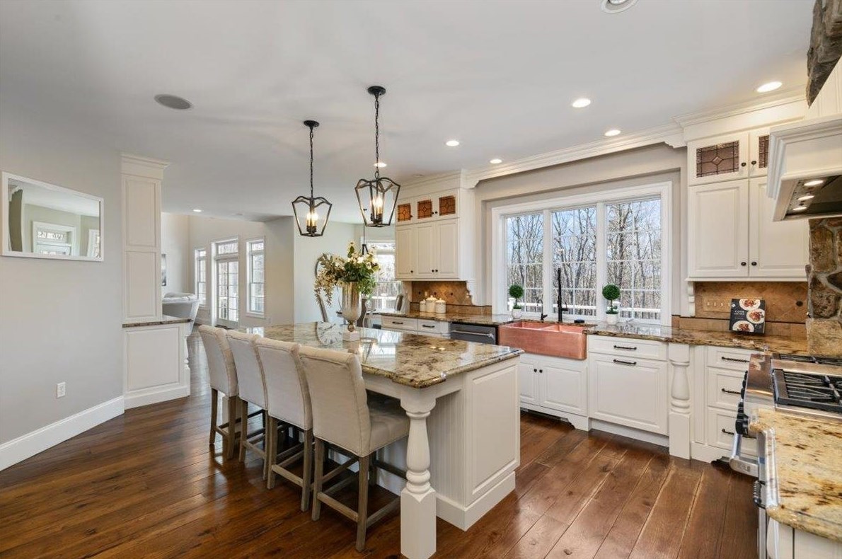 15 Bennington Rd, Windham NH  03087-1848 exterior