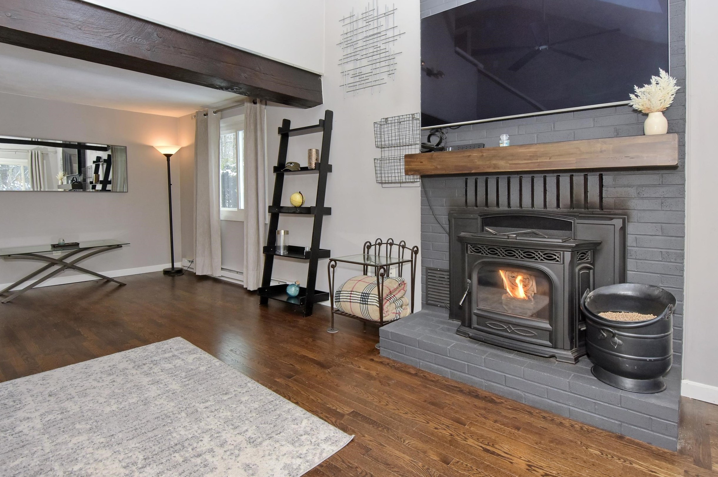 3 Linda St, Windham NH  03087-1757 exterior