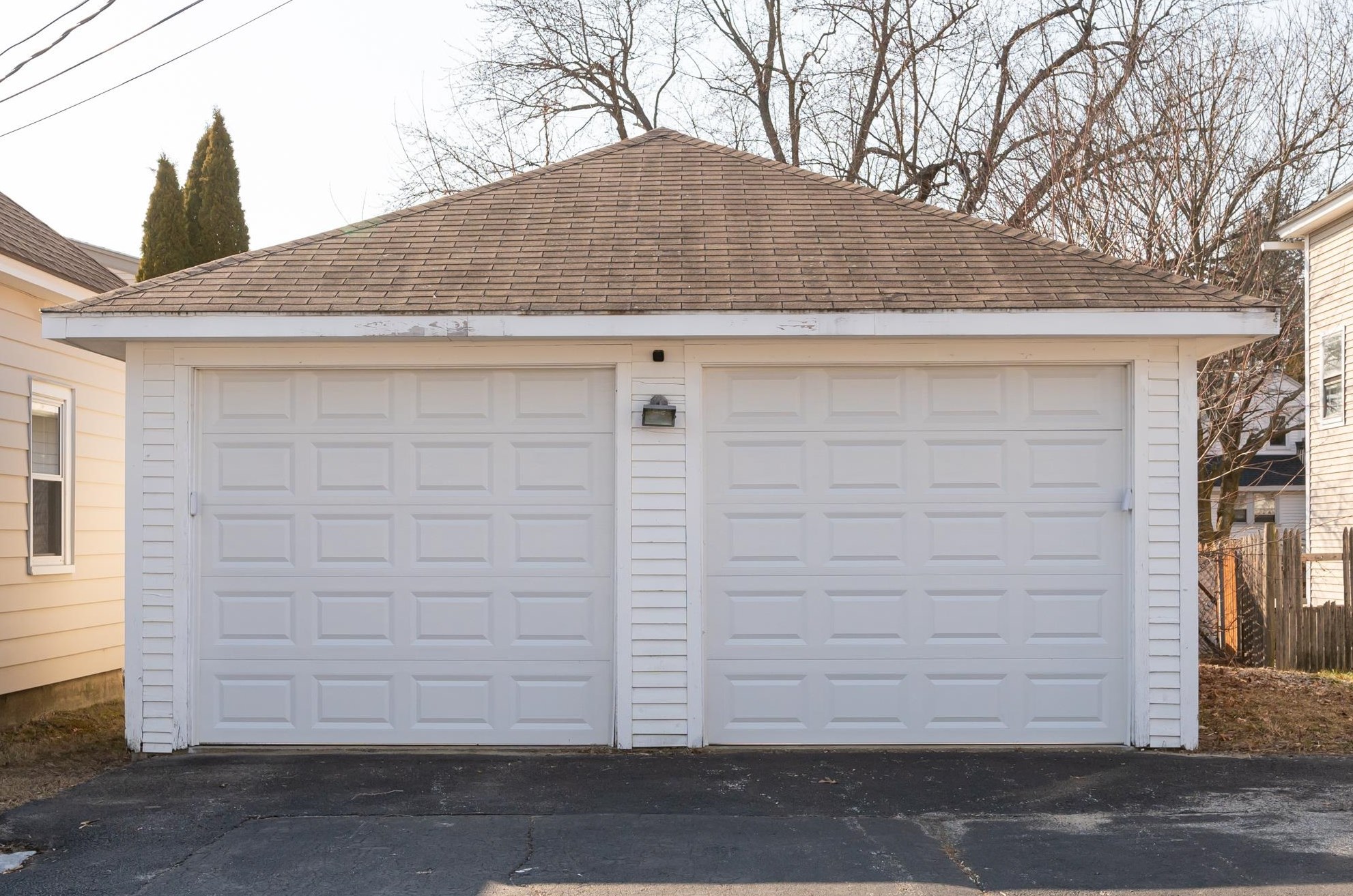 38 Garden St, Manchester NH  03103-6415 exterior